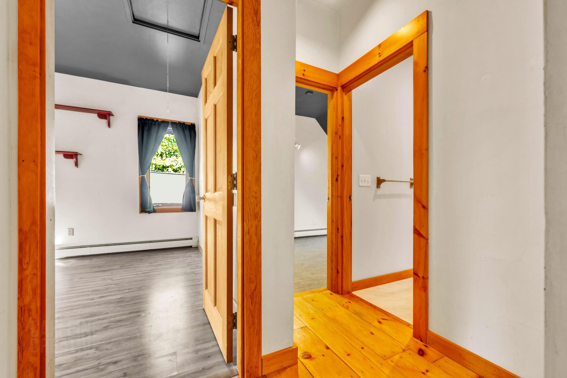 566 Pinkham Brook Road, Durham