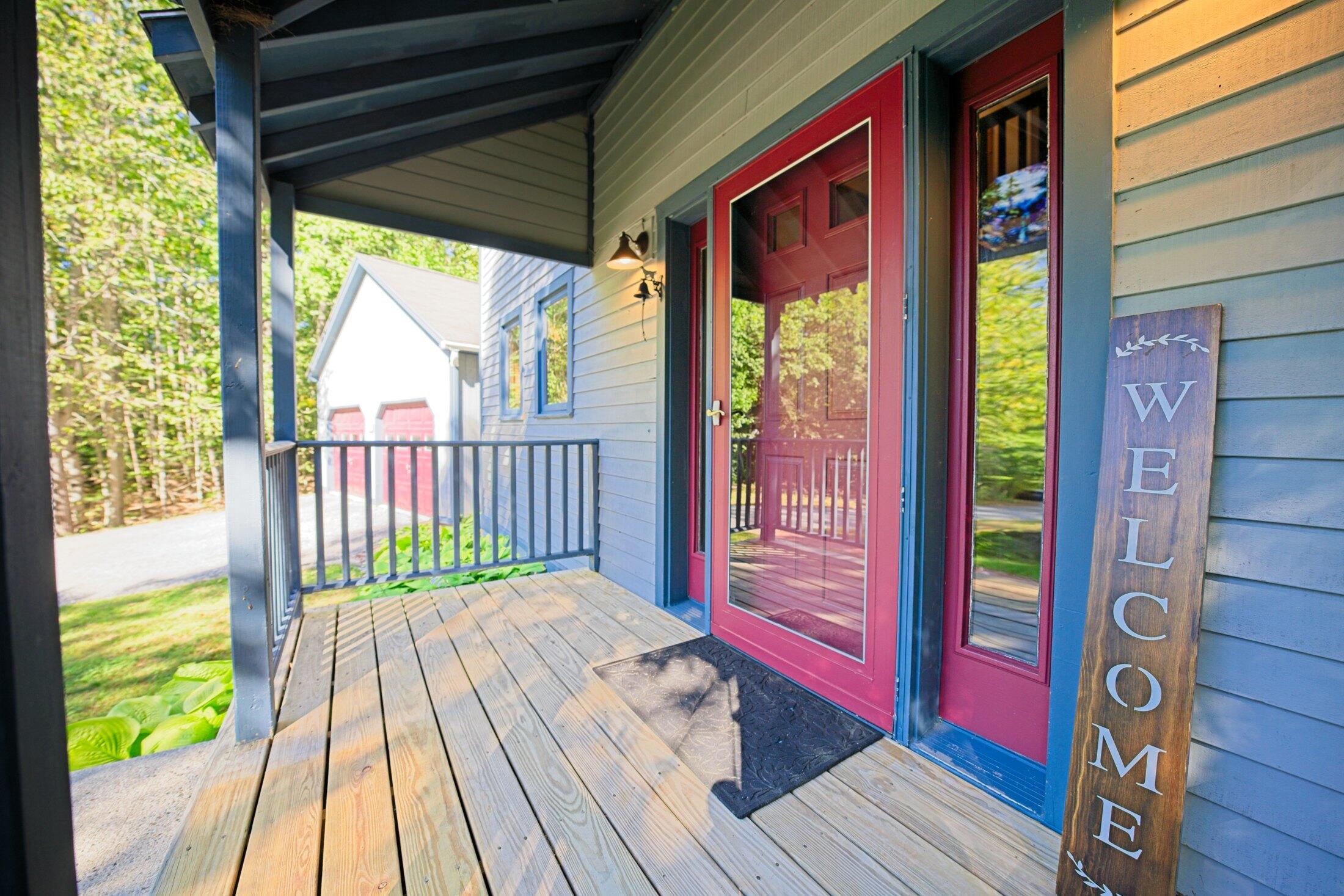 566 Pinkham Brook Road, Durham