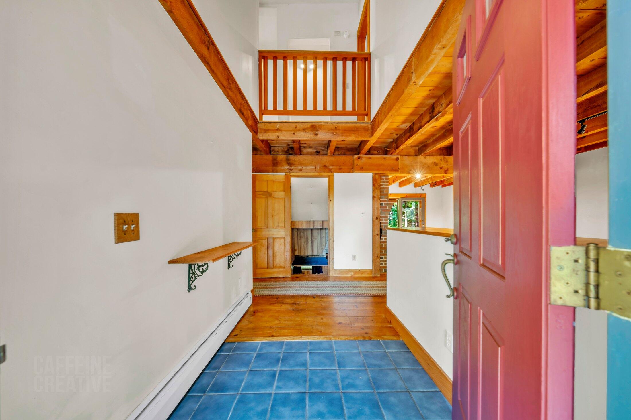 566 Pinkham Brook Road, Durham