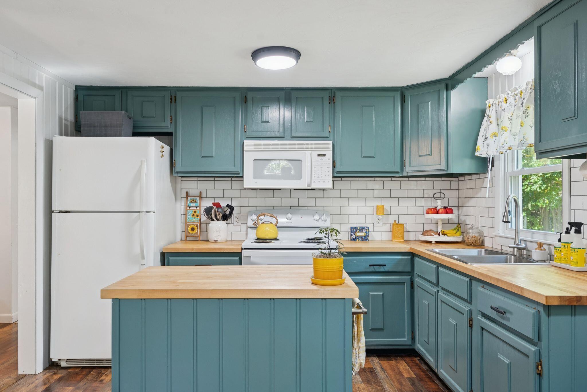 75 Allen Avenue