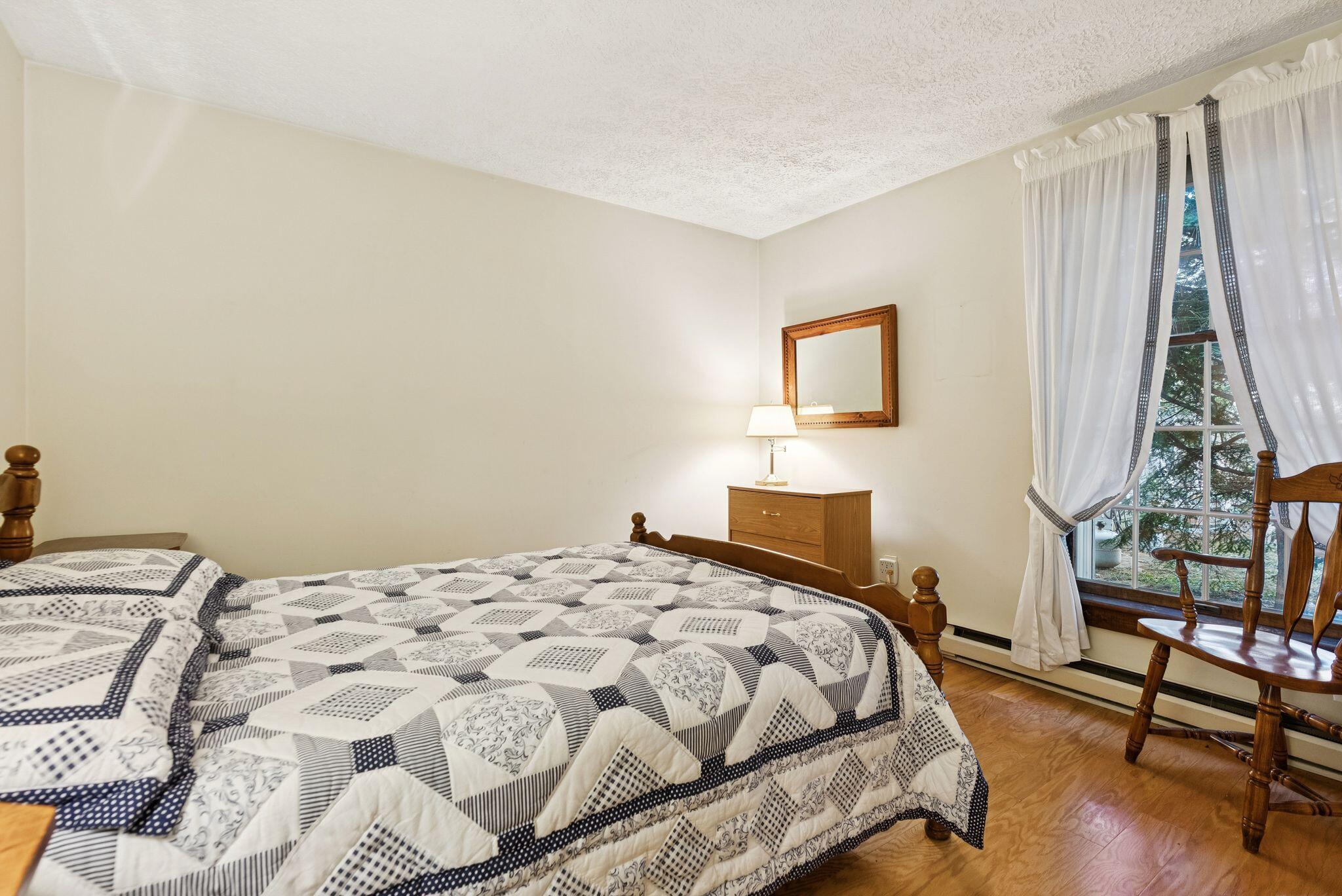19 Ward Circle, 19