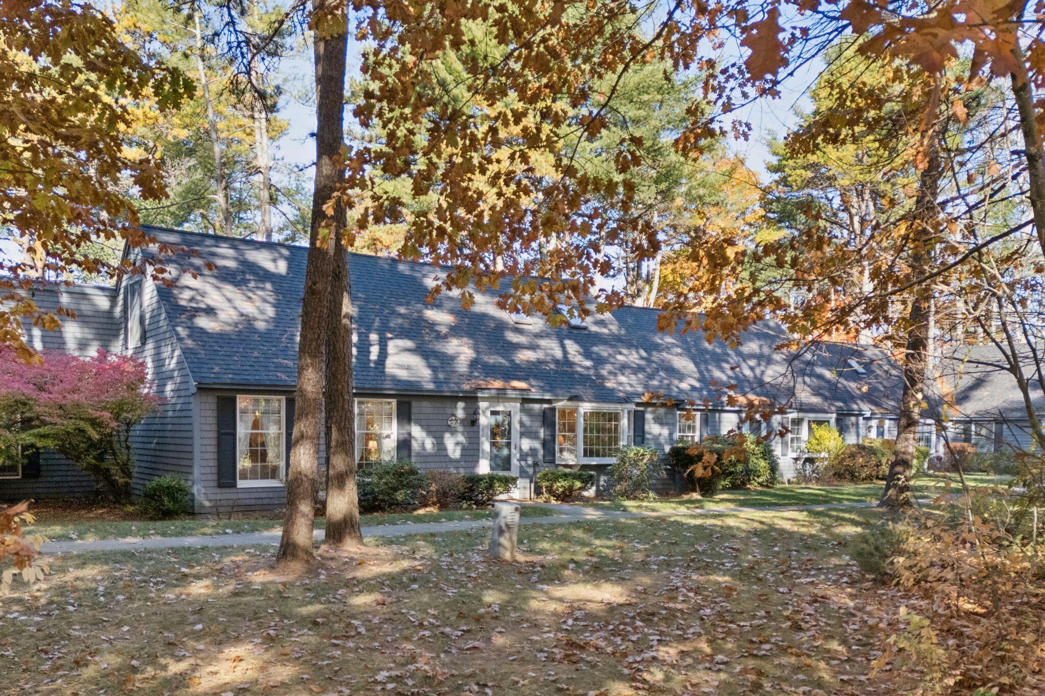 19 Ward Circle, 19