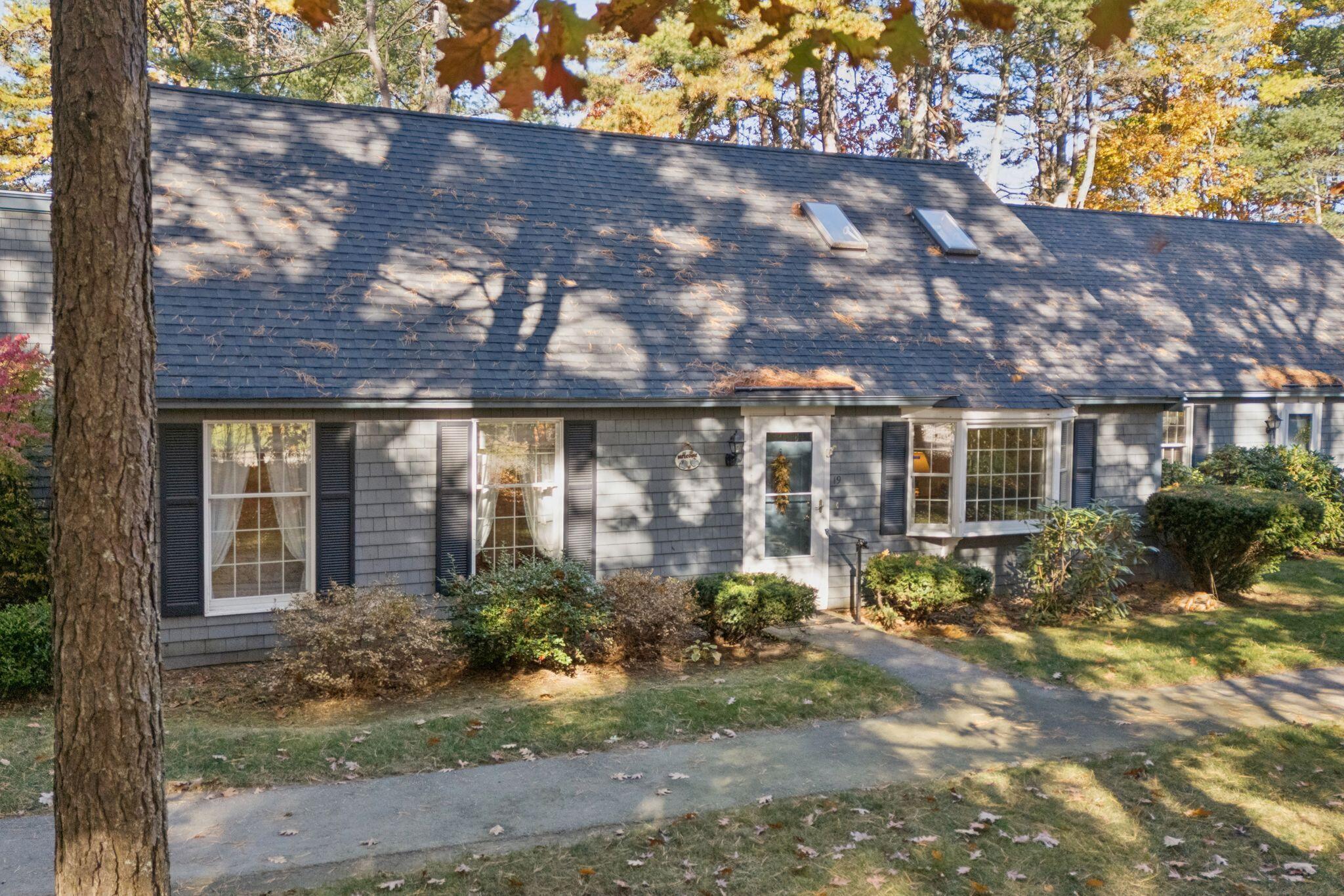 19 Ward Circle, 19