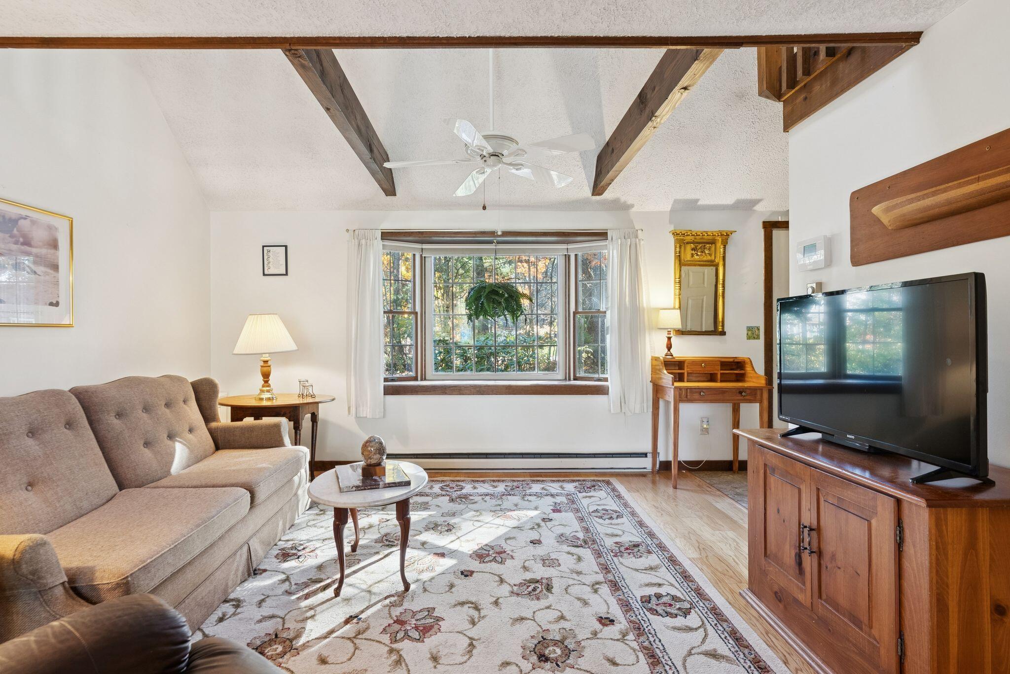 19 Ward Circle, 19