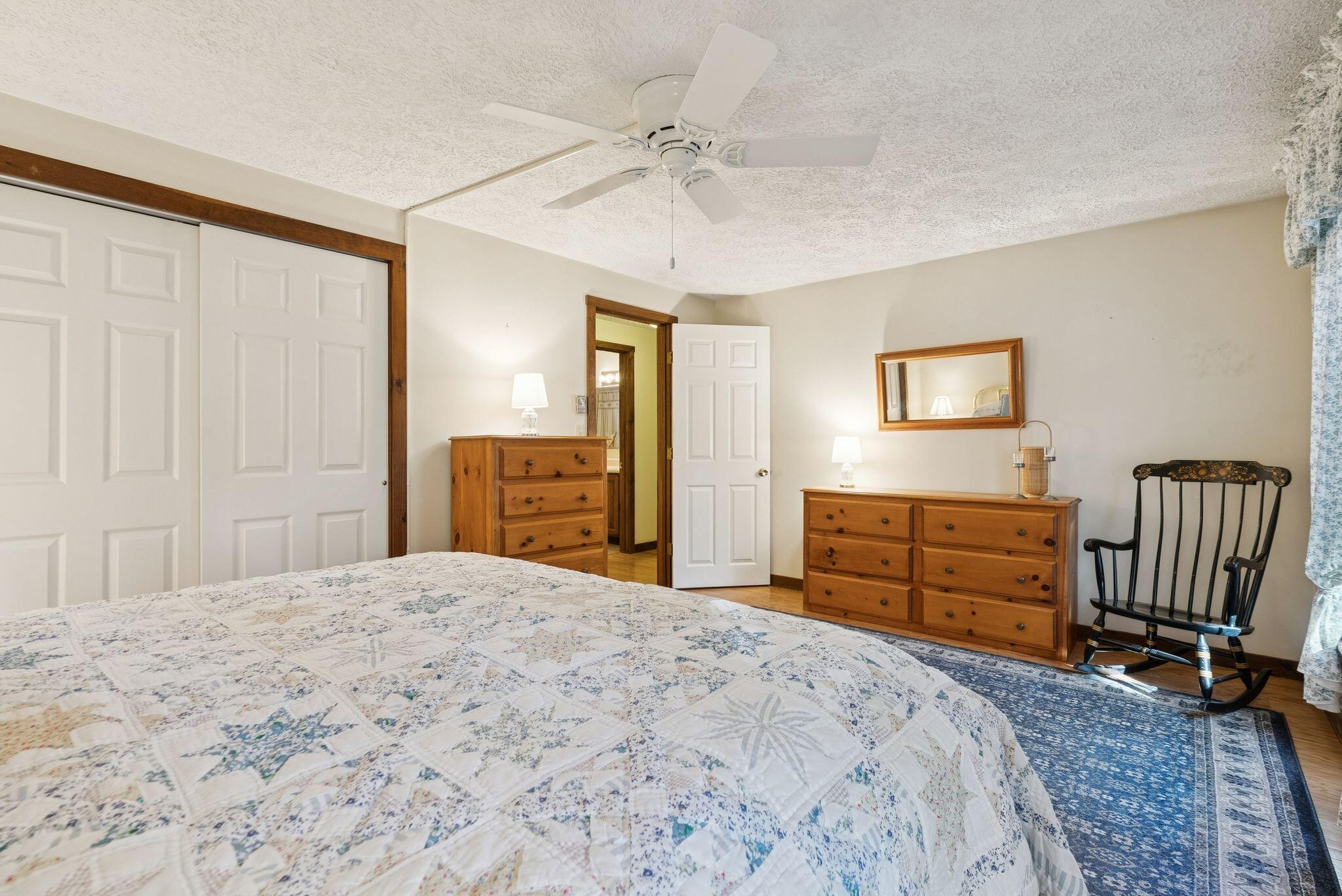 19 Ward Circle, 19