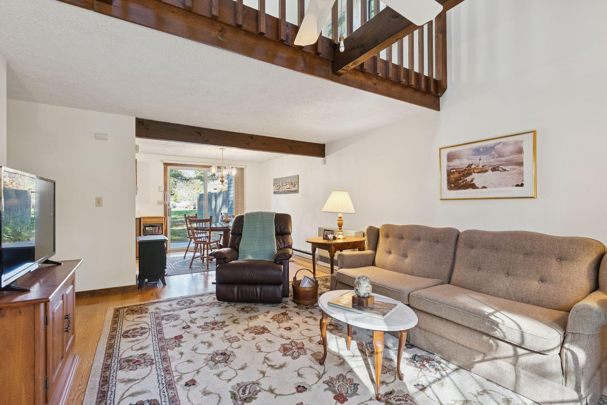 19 Ward Circle, 19