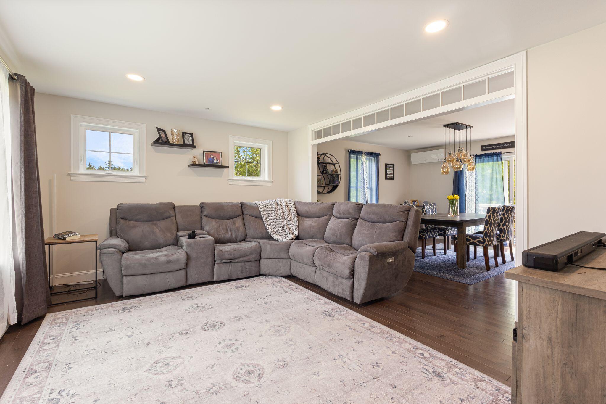 12 Totem Pines Drive