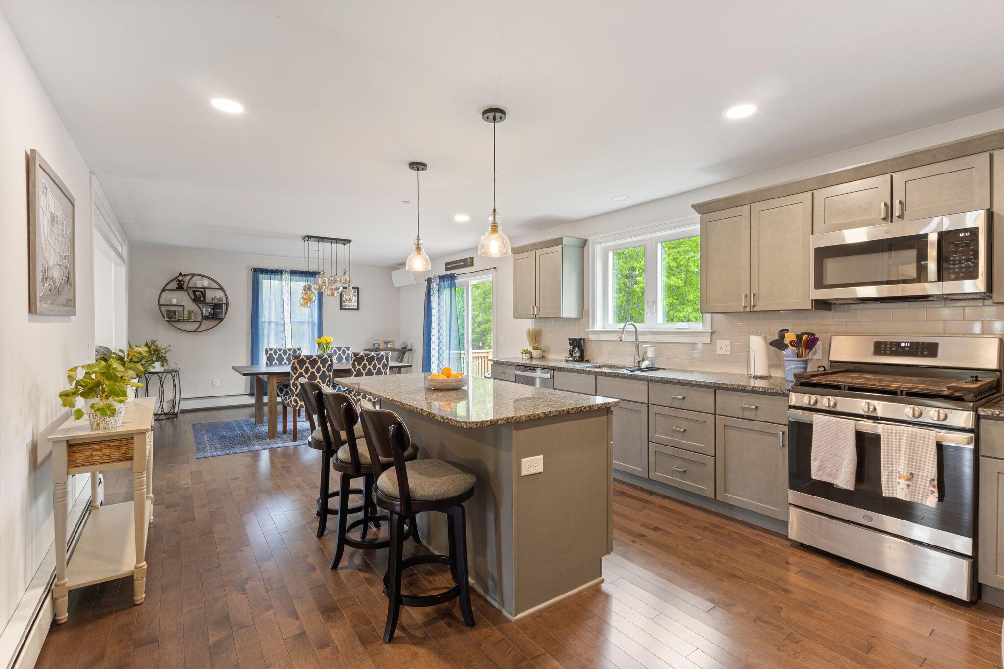 12 Totem Pines Drive