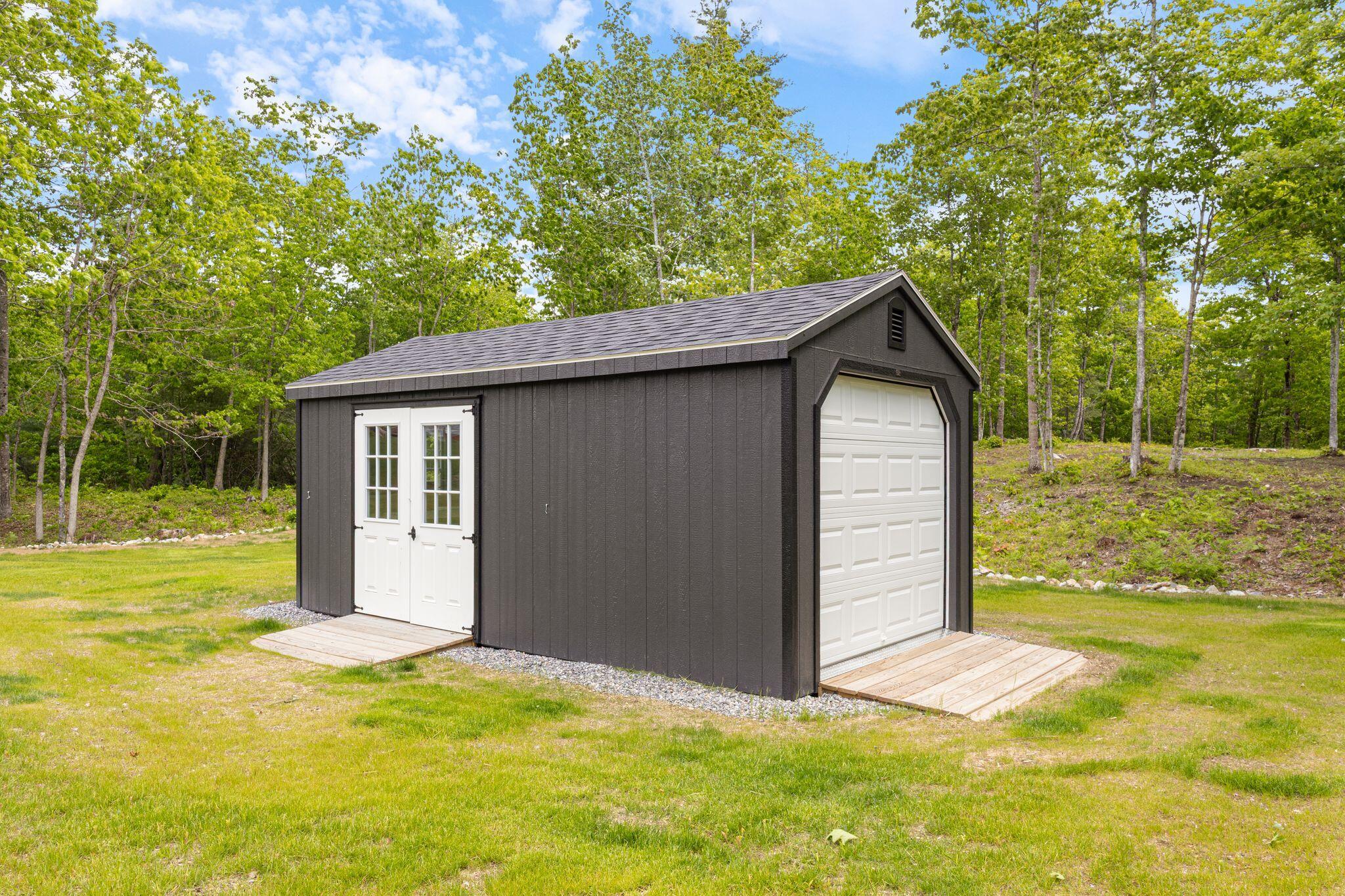 12 Totem Pines Drive