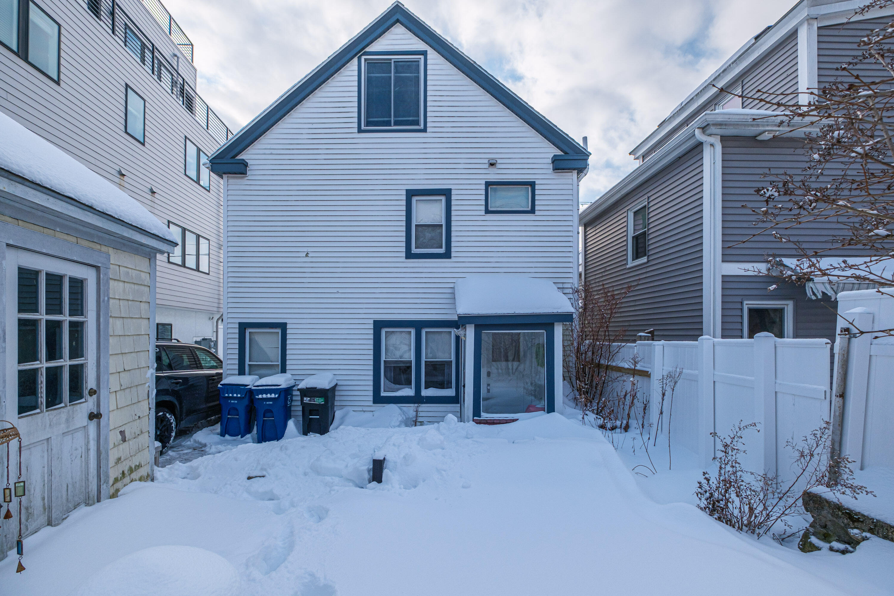 11 Romasco Lane