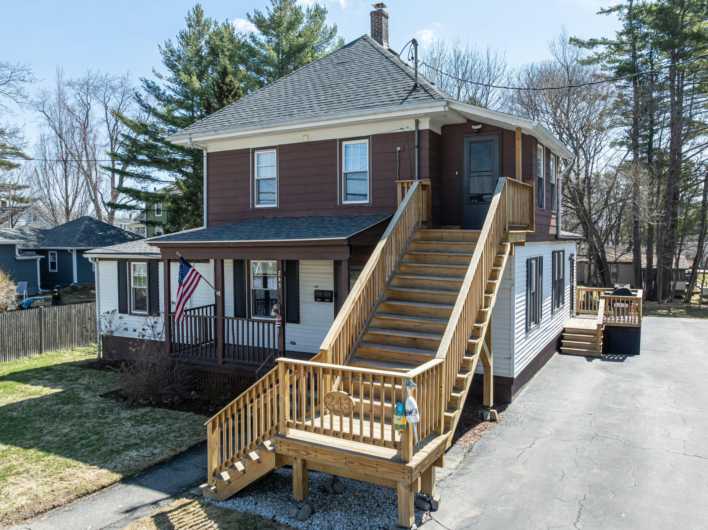 243 Bridge Street