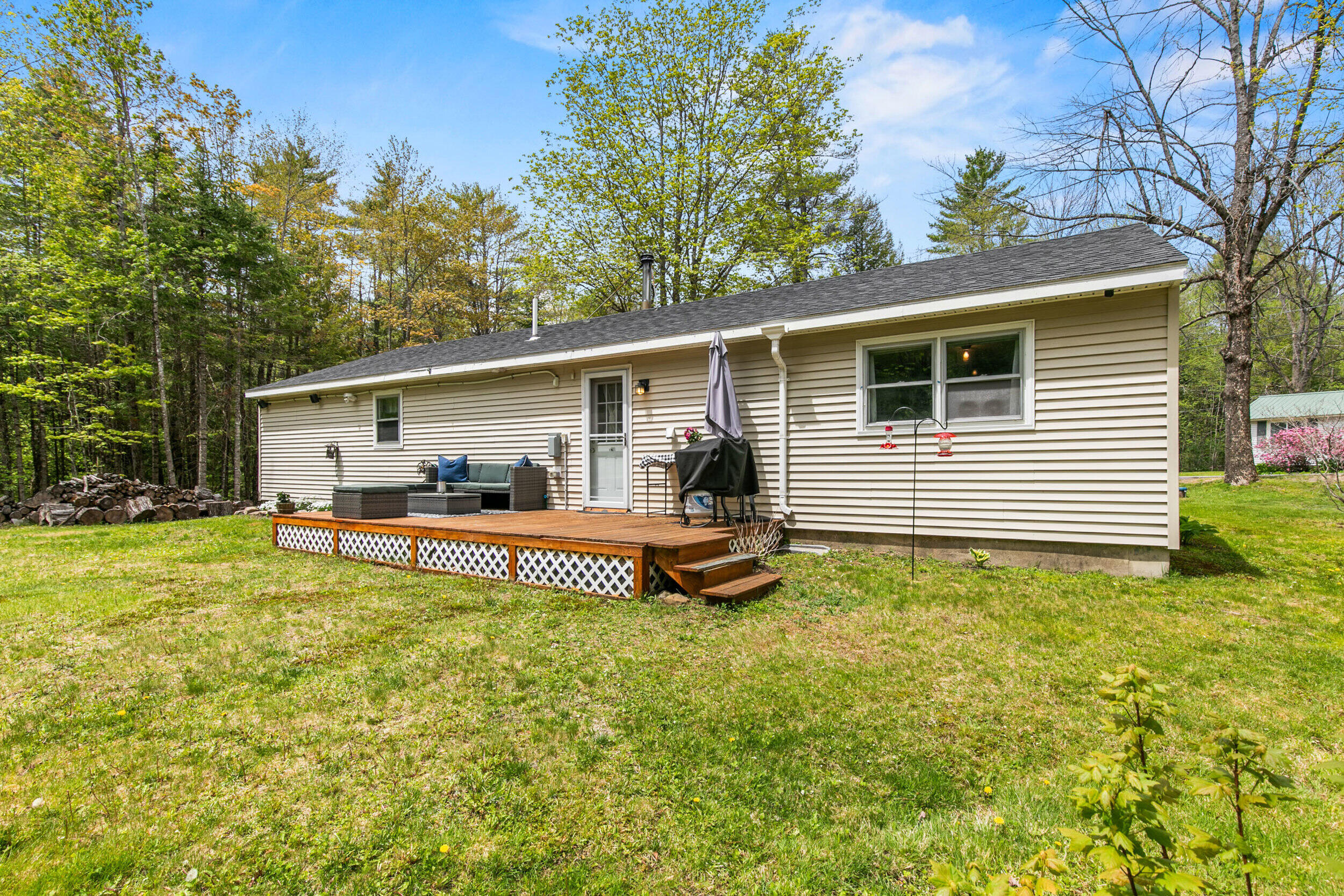 82 Oak Hill Road