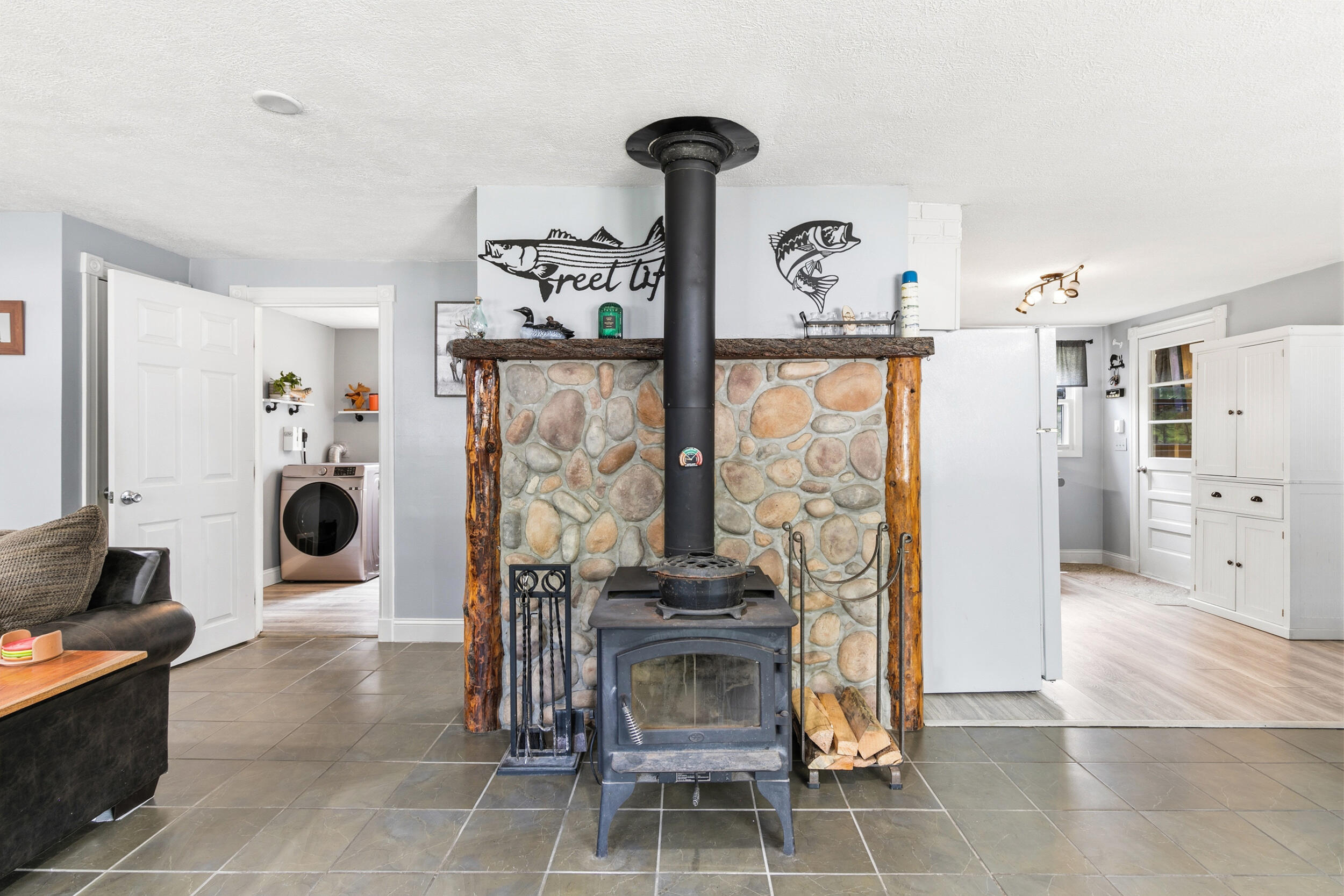 82 Oak Hill Road