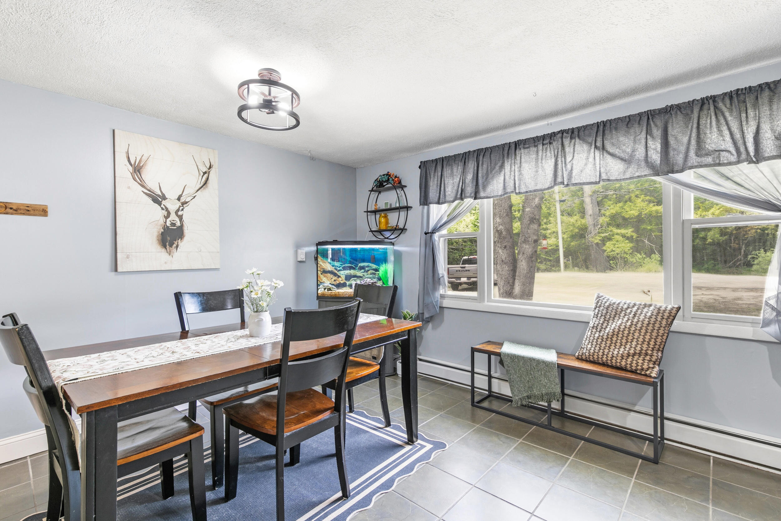 82 Oak Hill Road