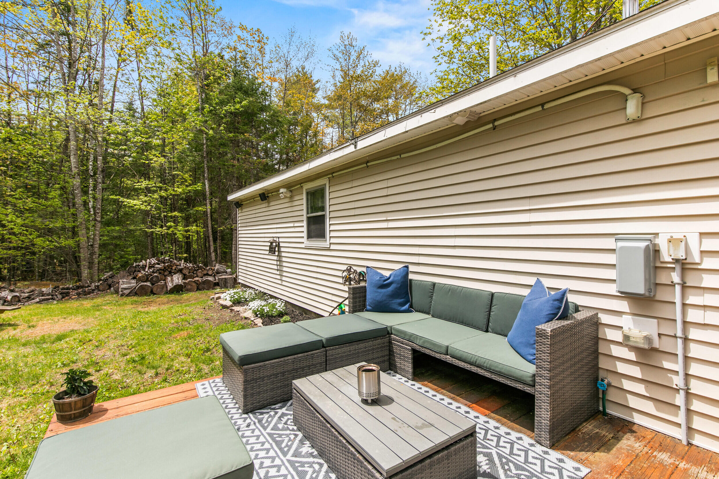82 Oak Hill Road