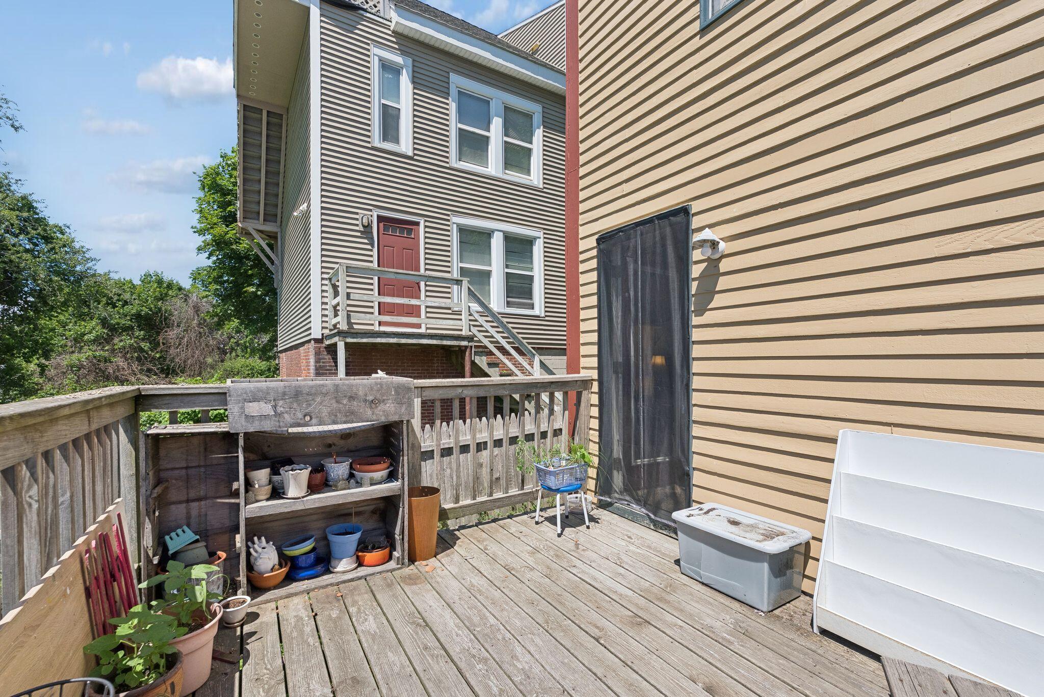 224 Valley Street