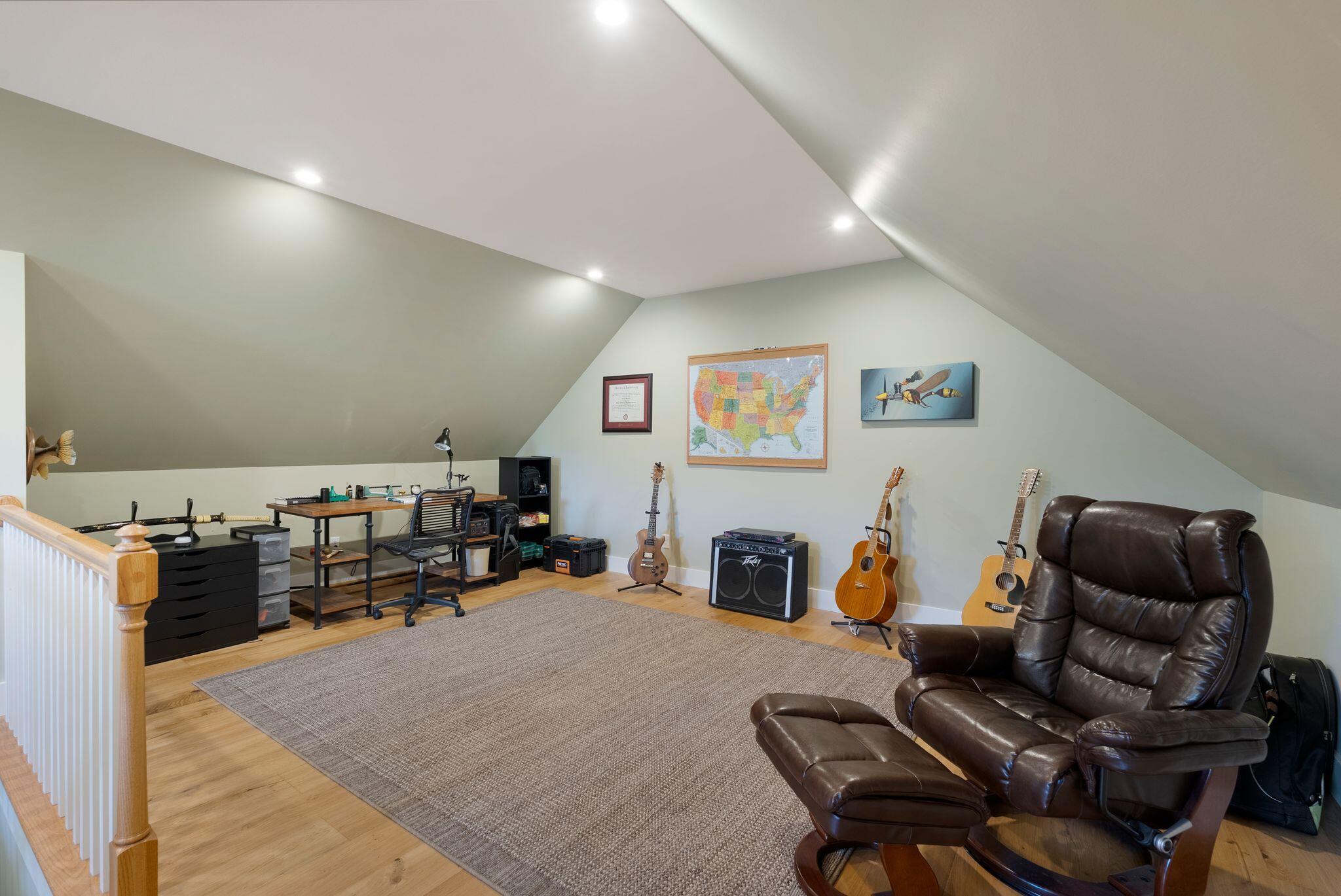 20 Treeline Drive