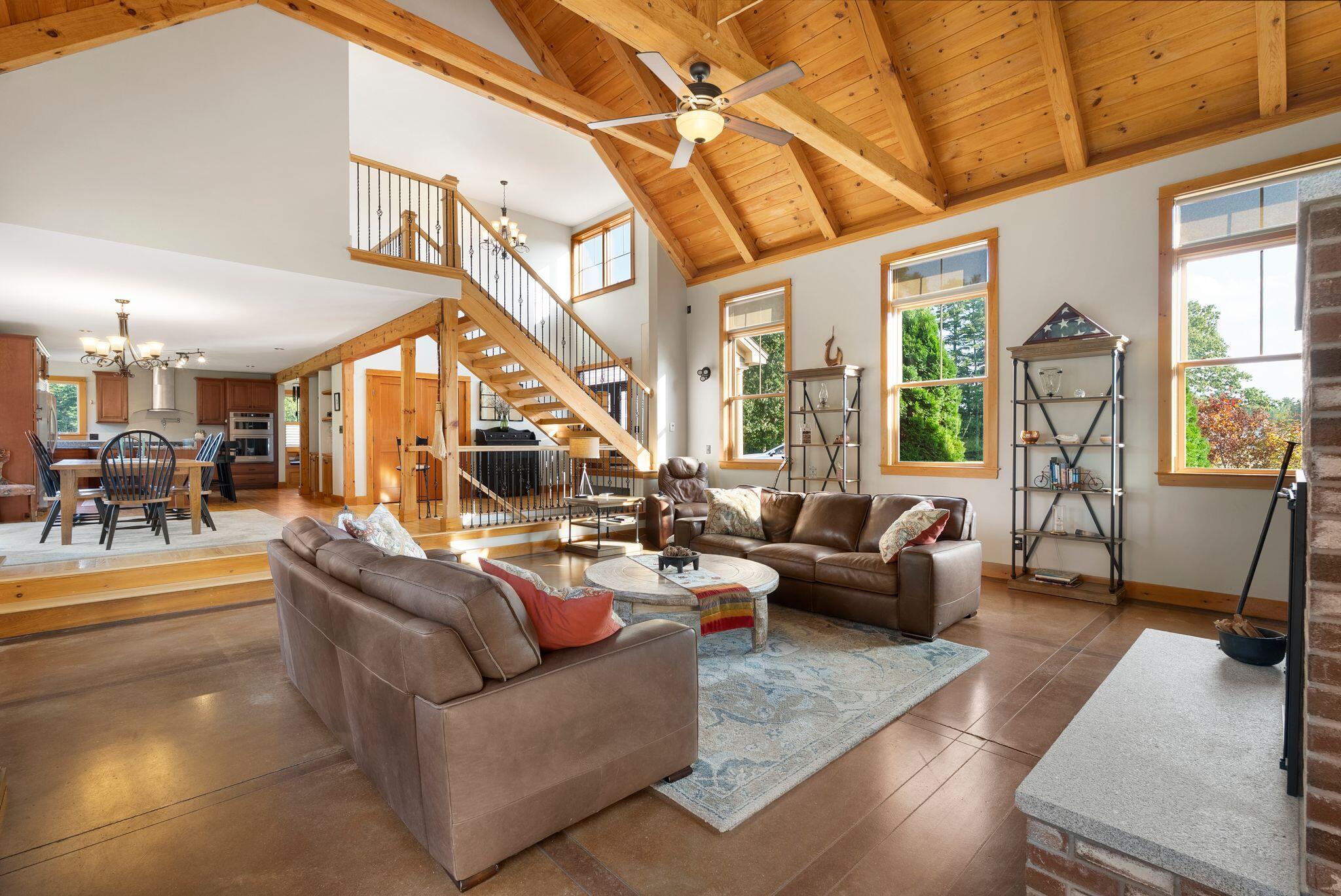20 Treeline Drive