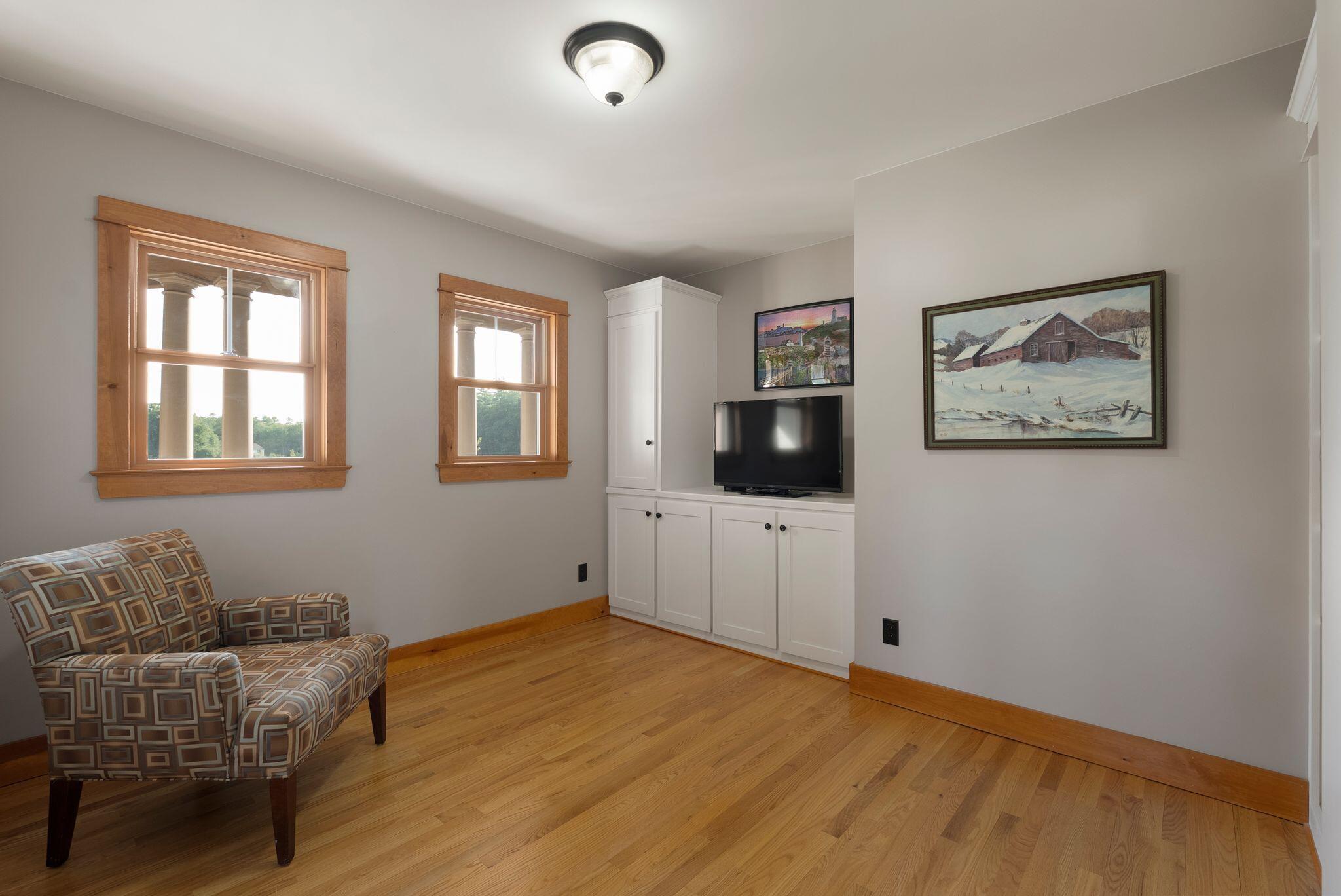 20 Treeline Drive