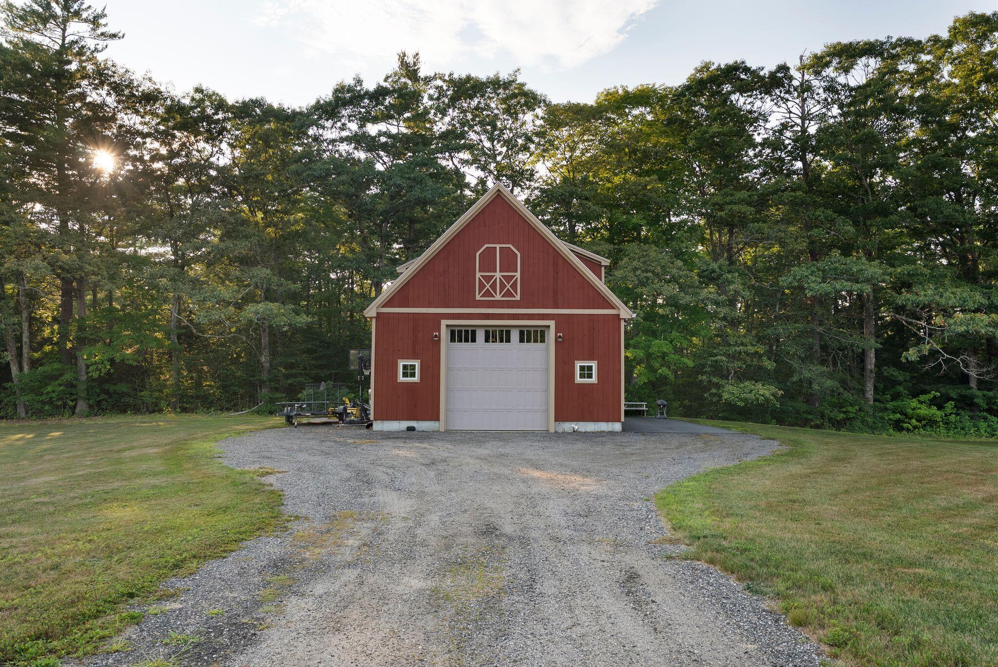 20 Treeline Drive