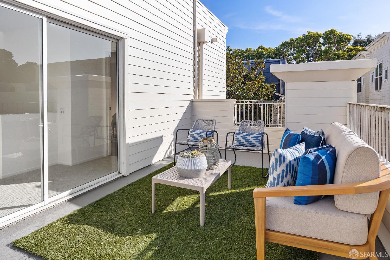 1326 Scott Street # 32