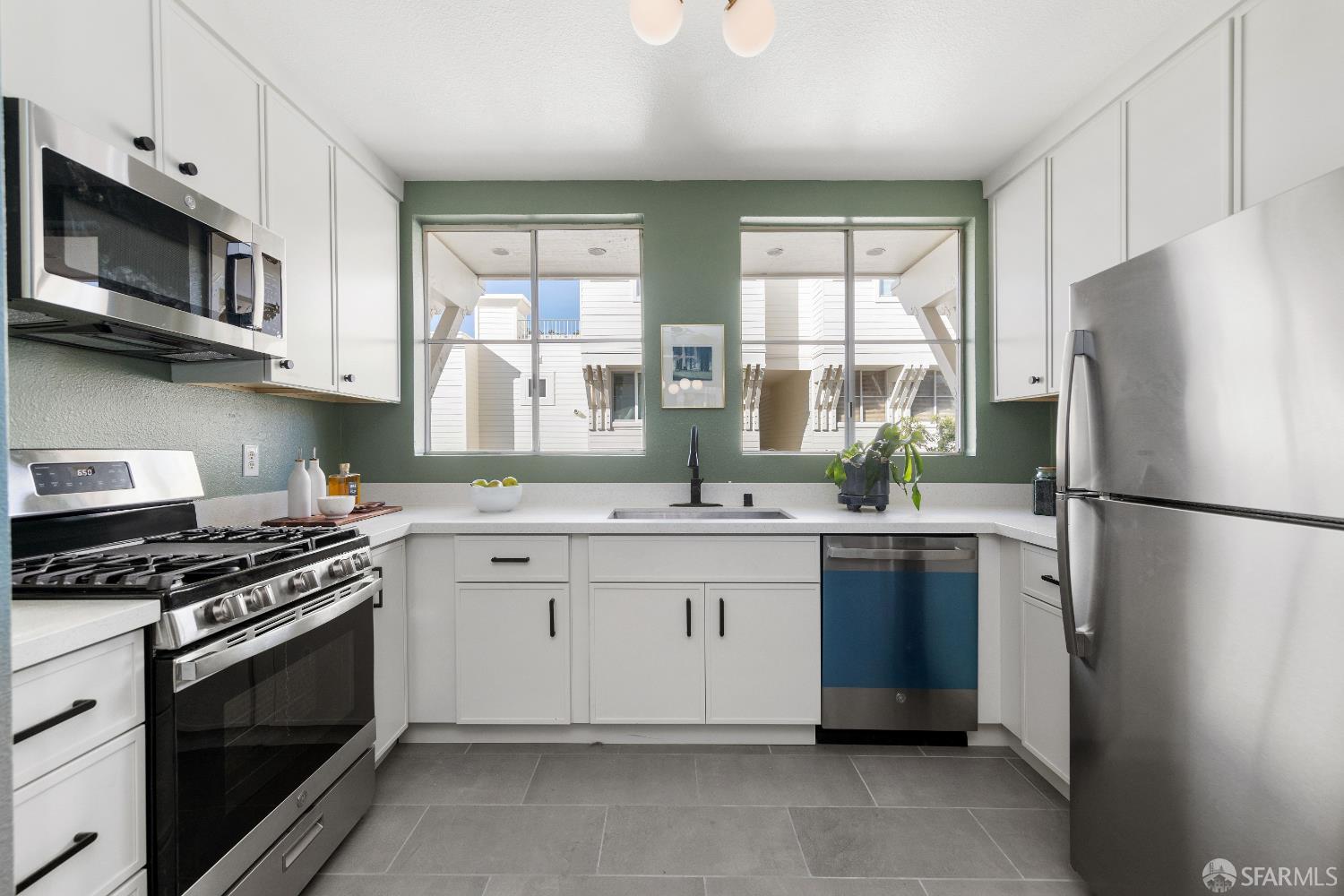 1326 Scott Street # 32