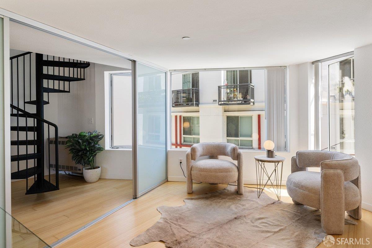 88 Guy Place # 301
