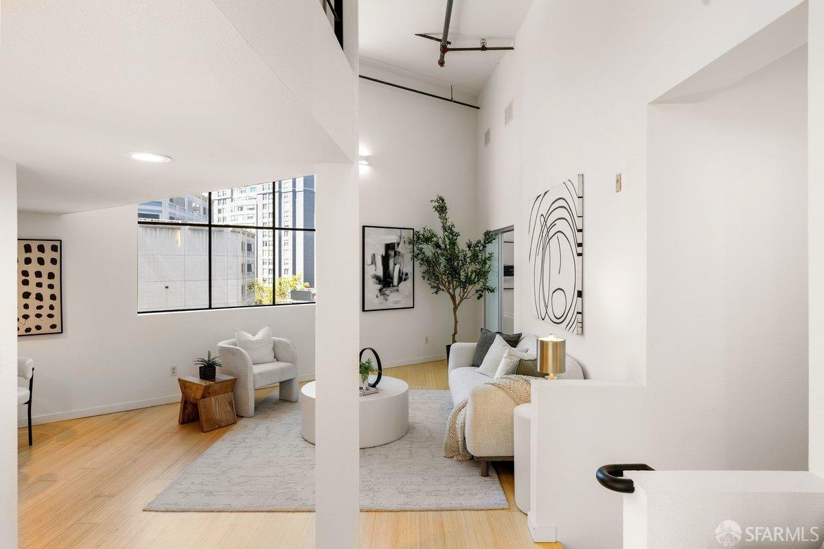 88 Guy Place # 301
