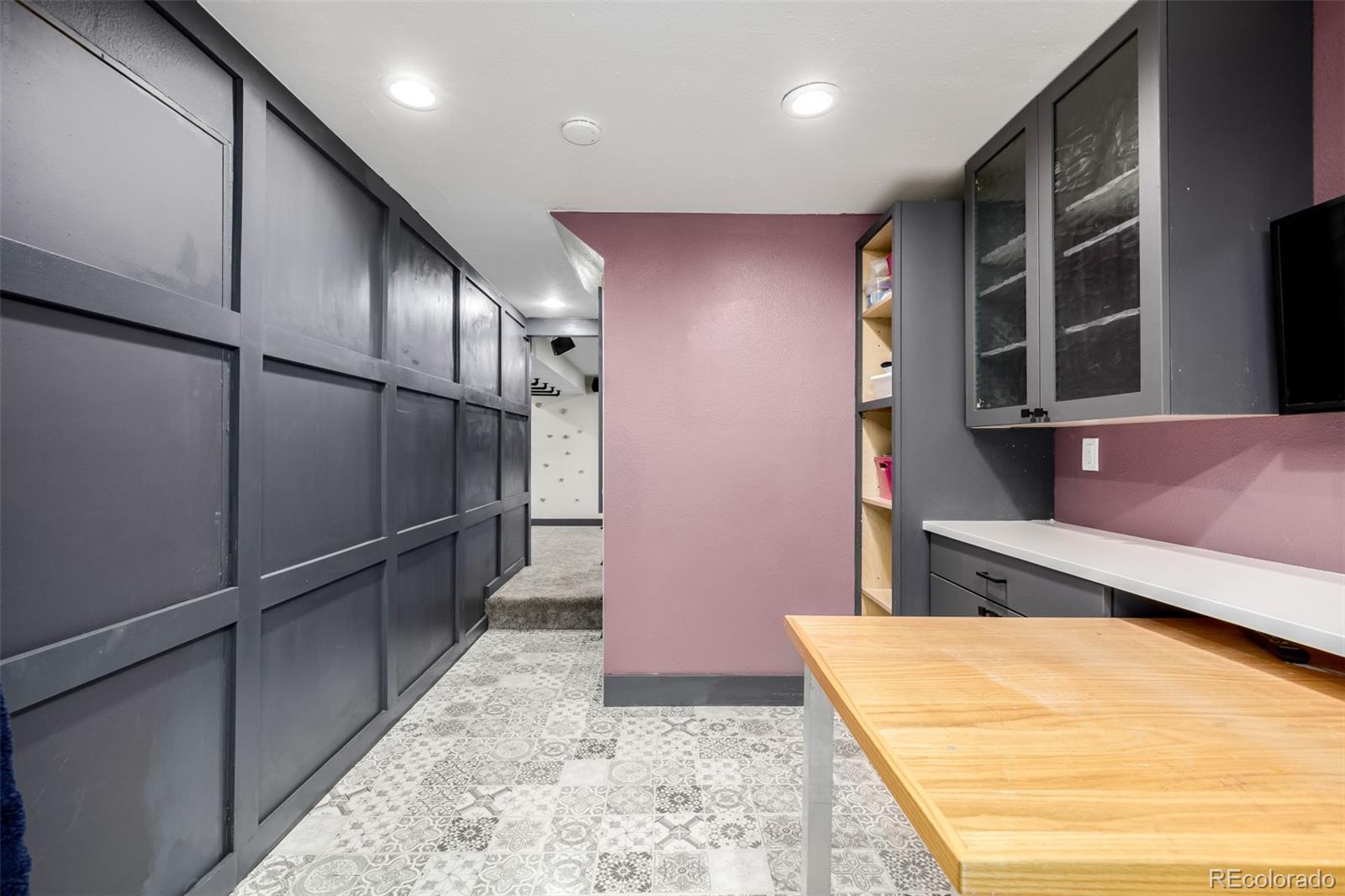 4075 S Hannibal Street