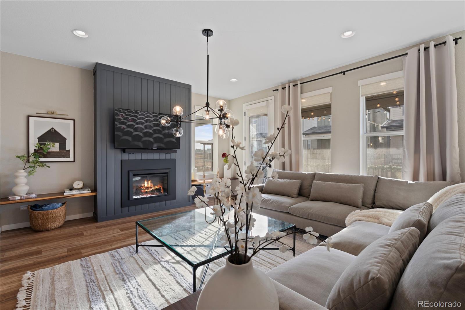 11073 Shining Star Circle