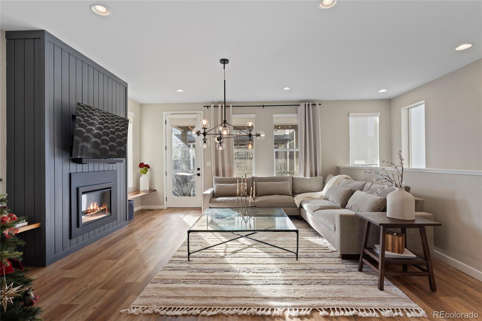 11073 Shining Star Circle