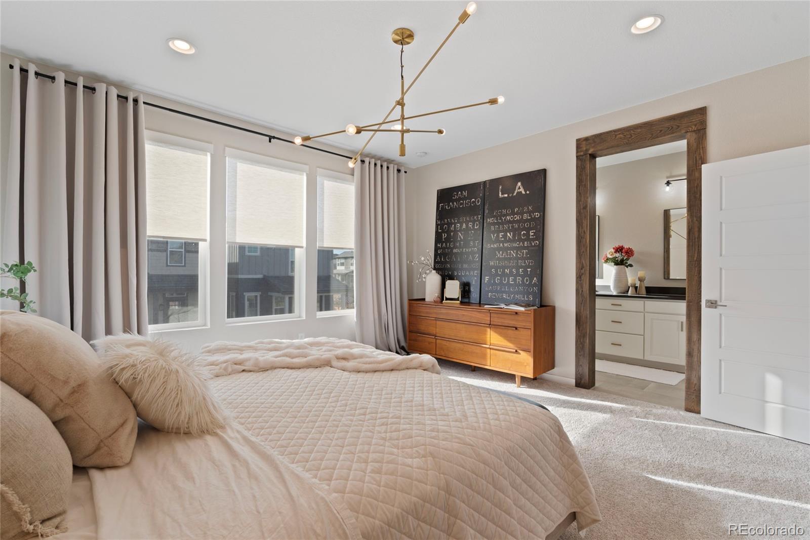 11073 Shining Star Circle