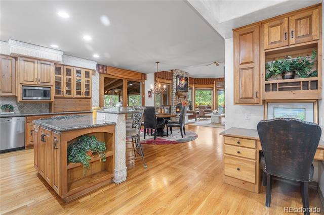 5340 S Race Court