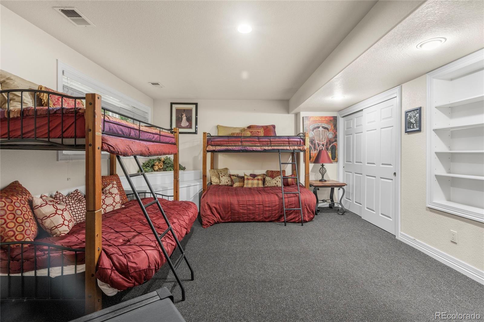 5340 S Race Court