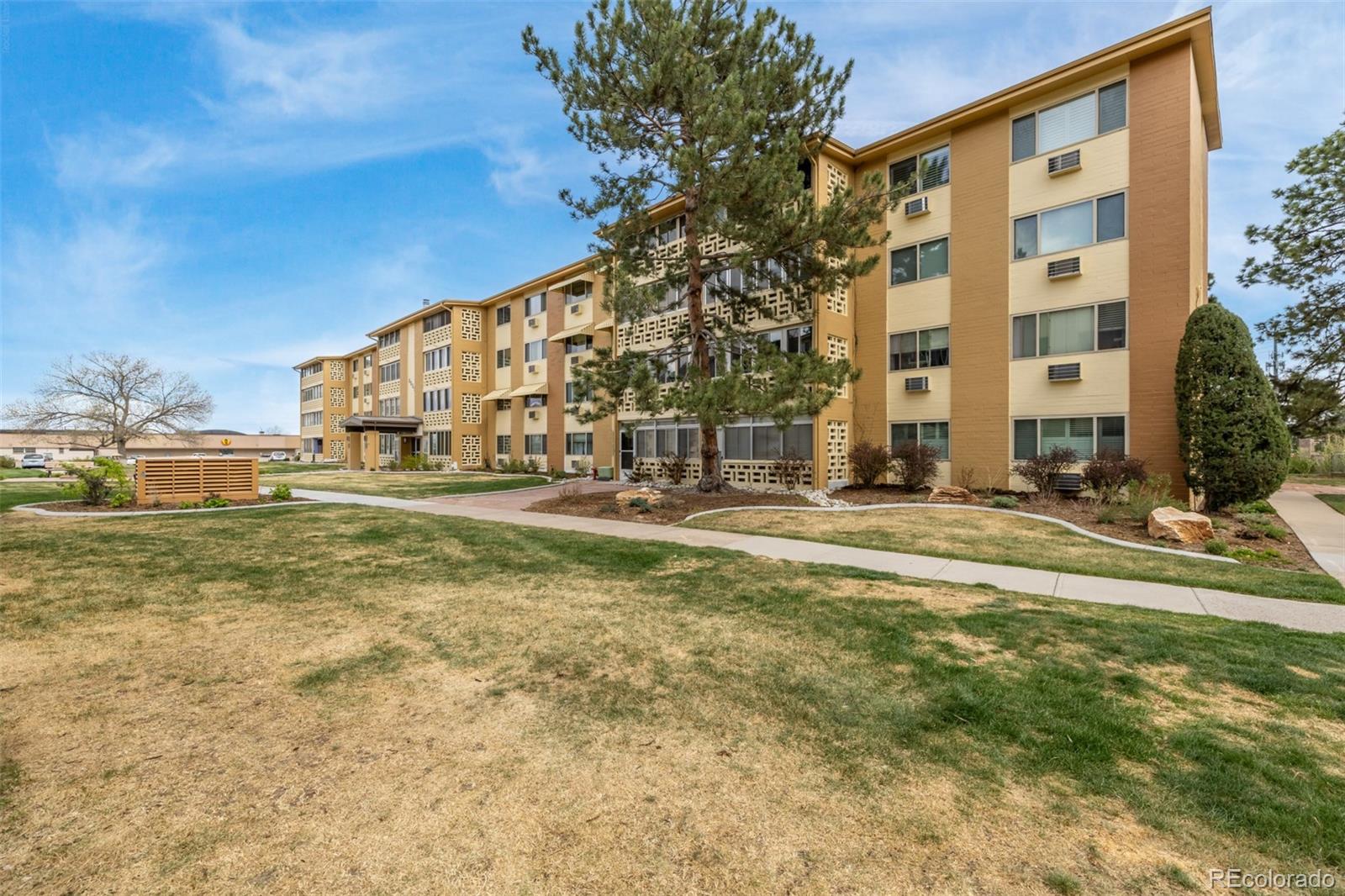 9655 E Center Avenue Unit: 6D