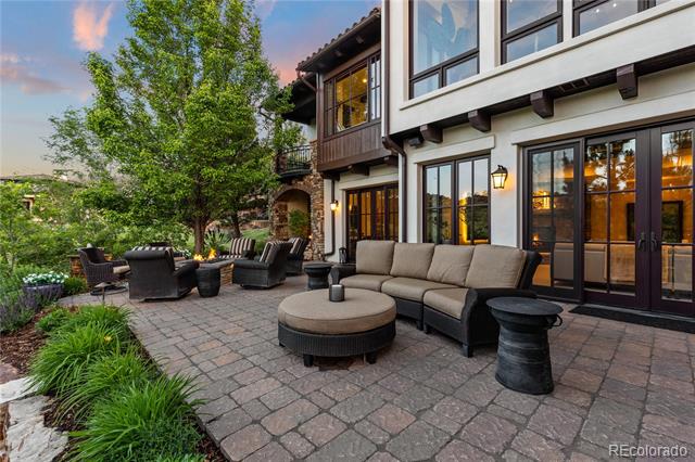 7208 Raphael Lane