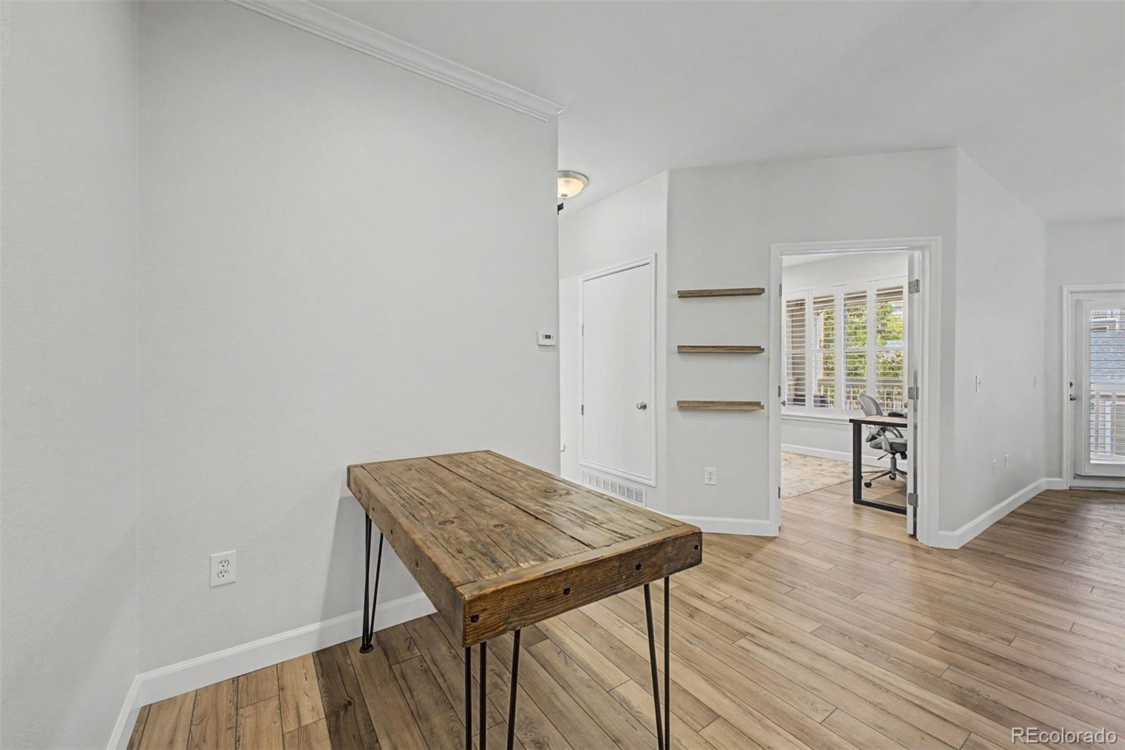 6005 Castlegate Drive Unit: B22