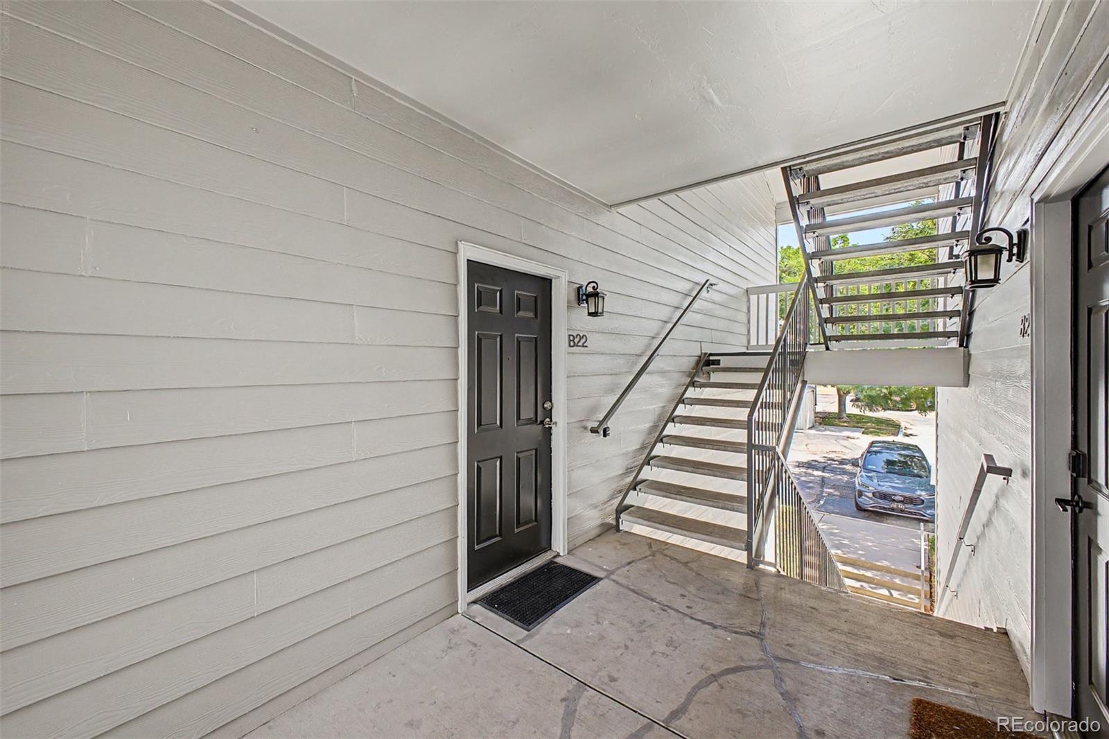 6005 Castlegate Drive Unit: B22