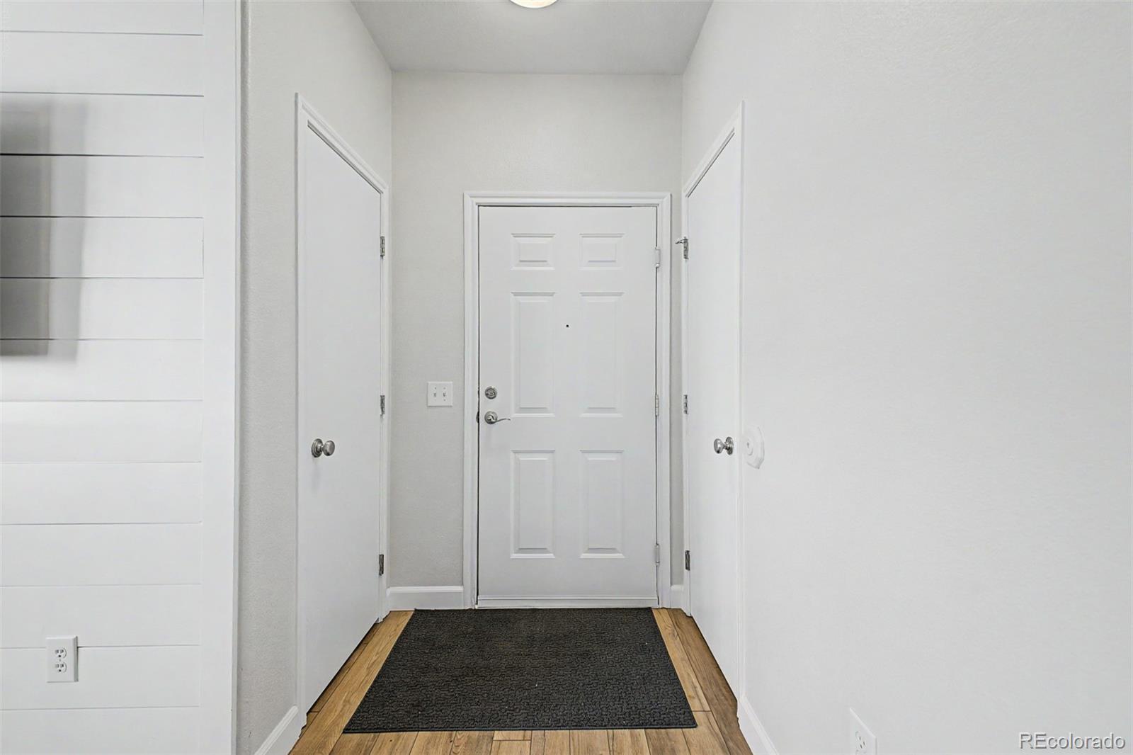6005 Castlegate Drive Unit: B22
