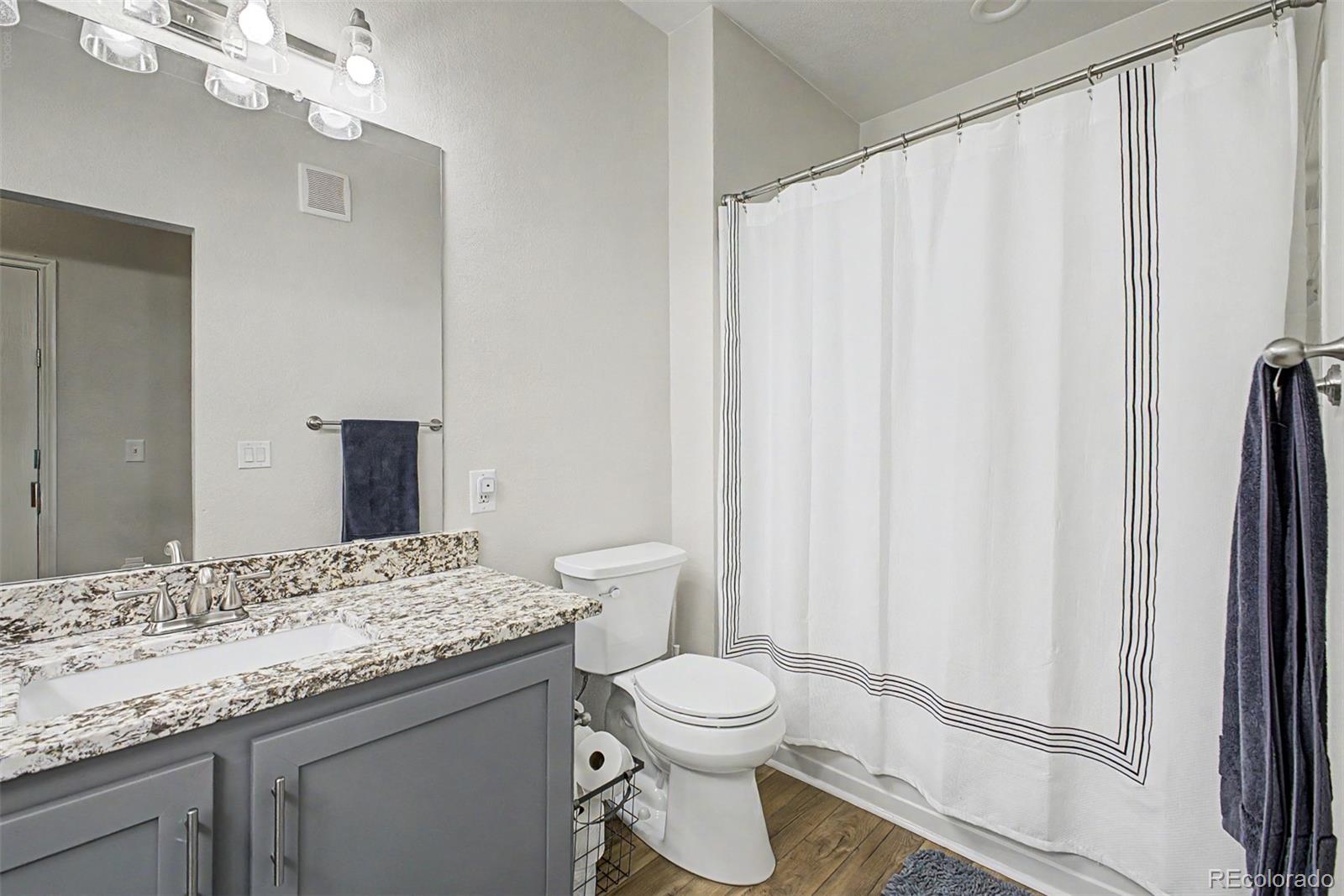 6005 Castlegate Drive Unit: B22
