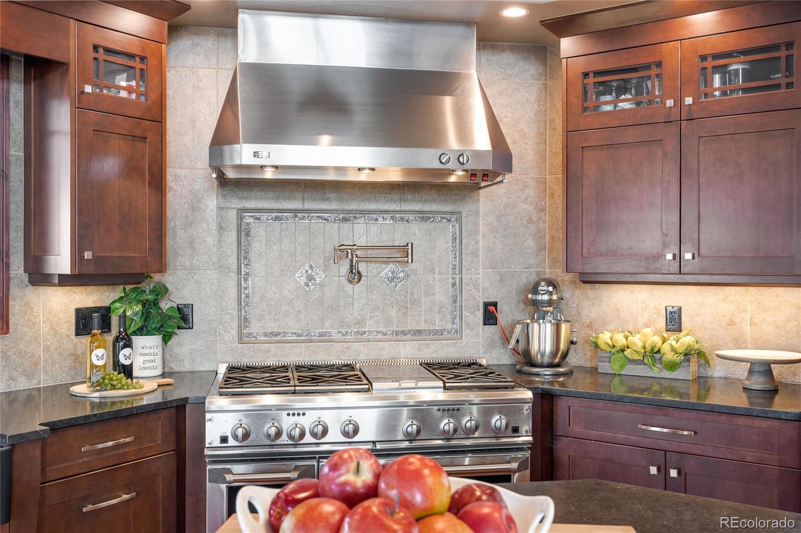 2256 W Wolfensberger Road