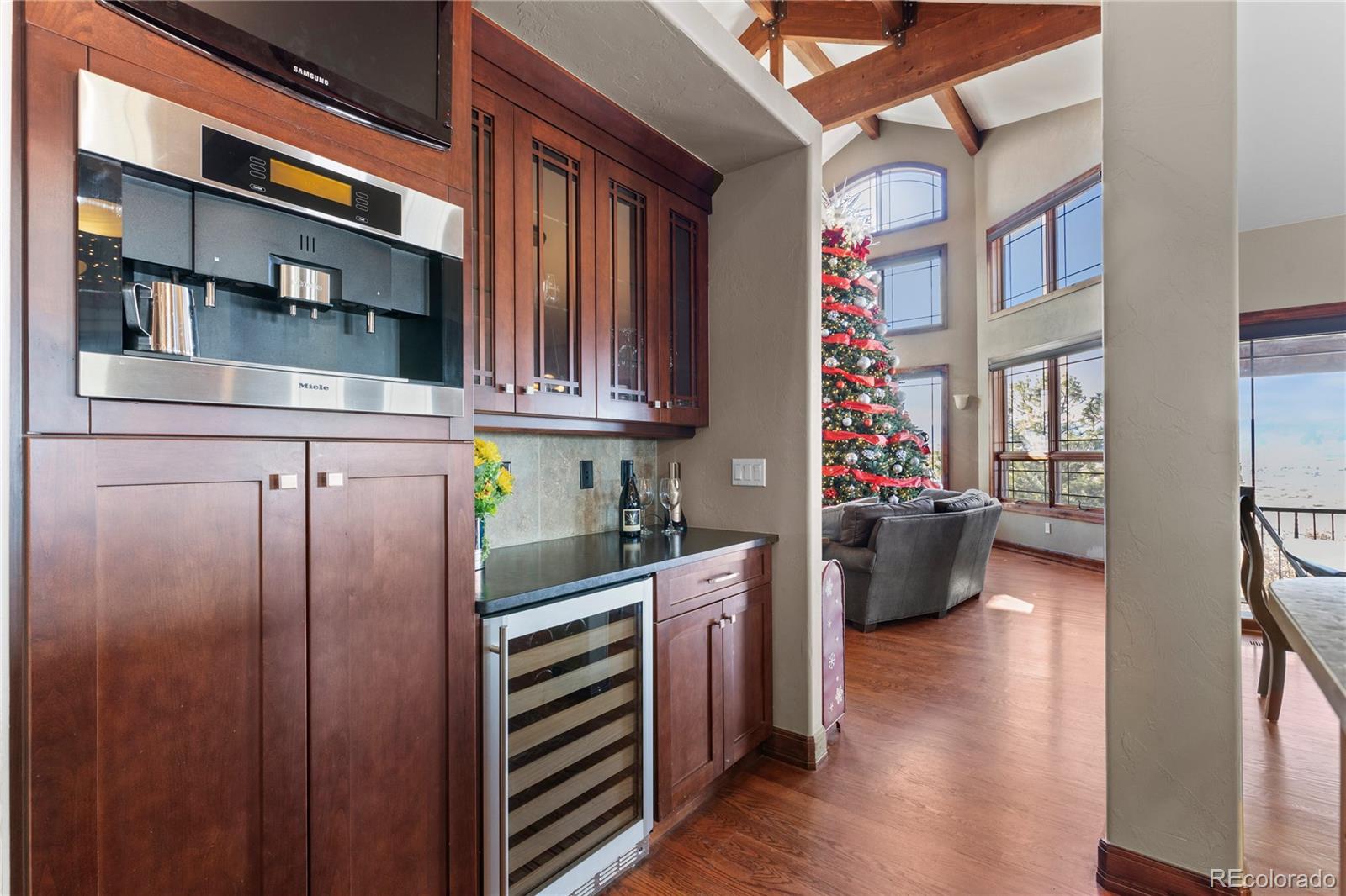 2256 W Wolfensberger Road