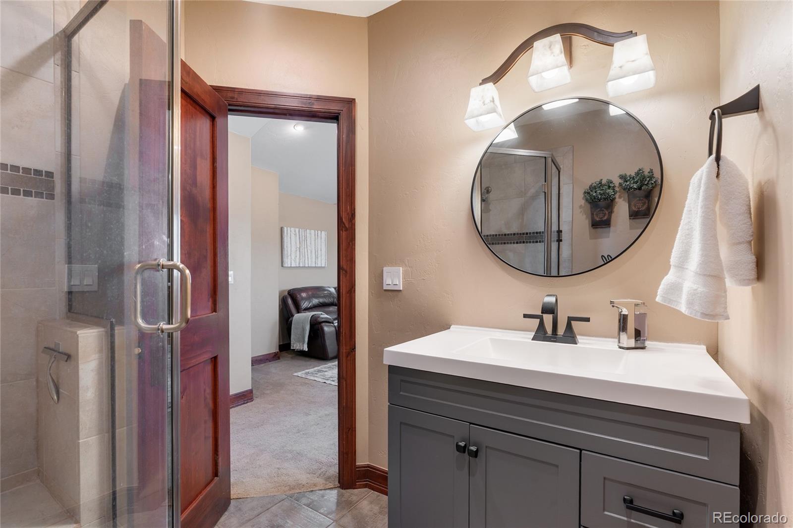 2256 W Wolfensberger Road