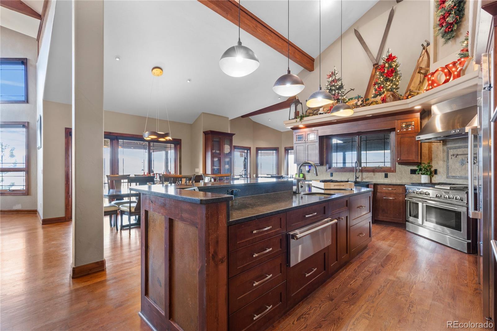 2256 W Wolfensberger Road