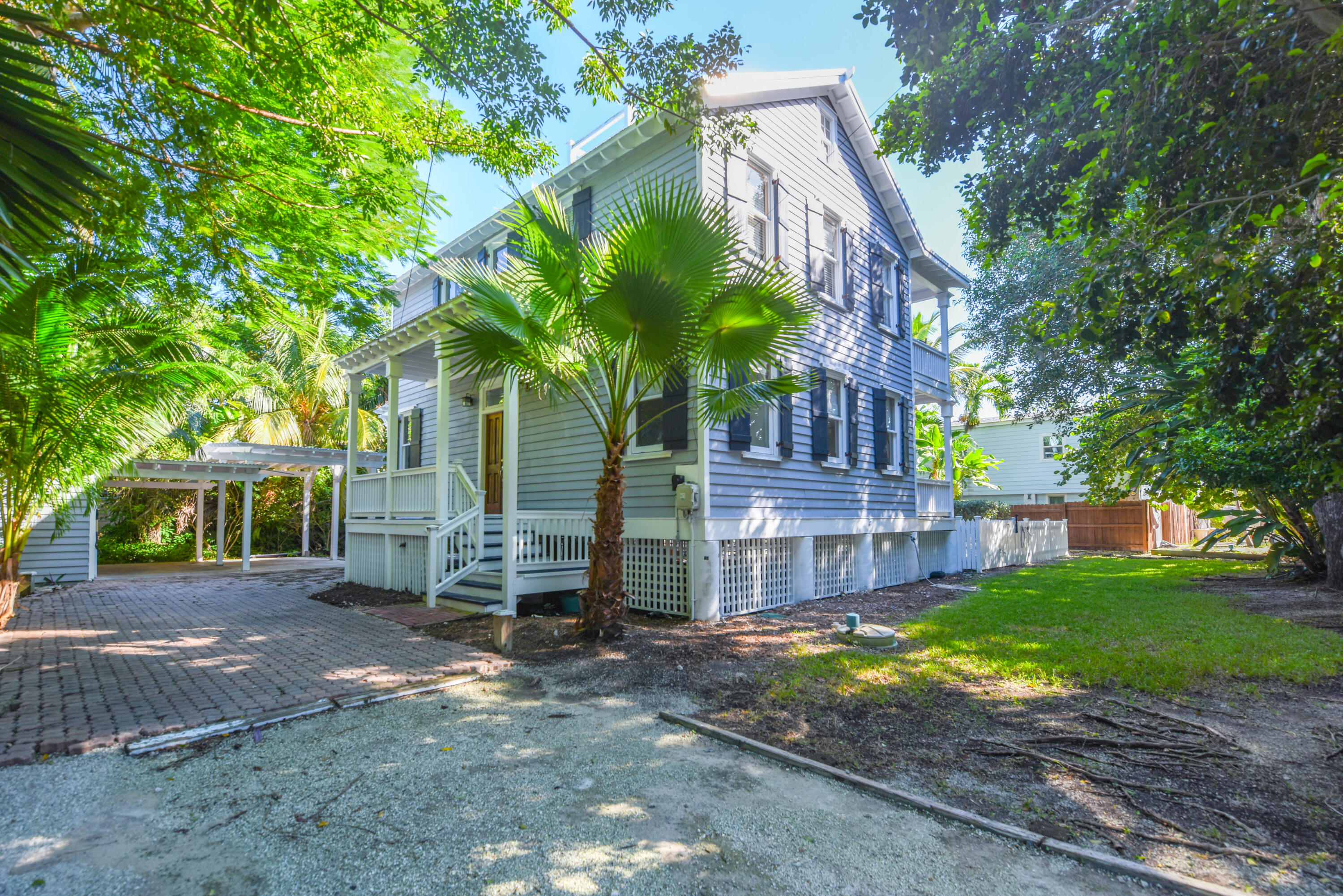 19611 Tequesta Street