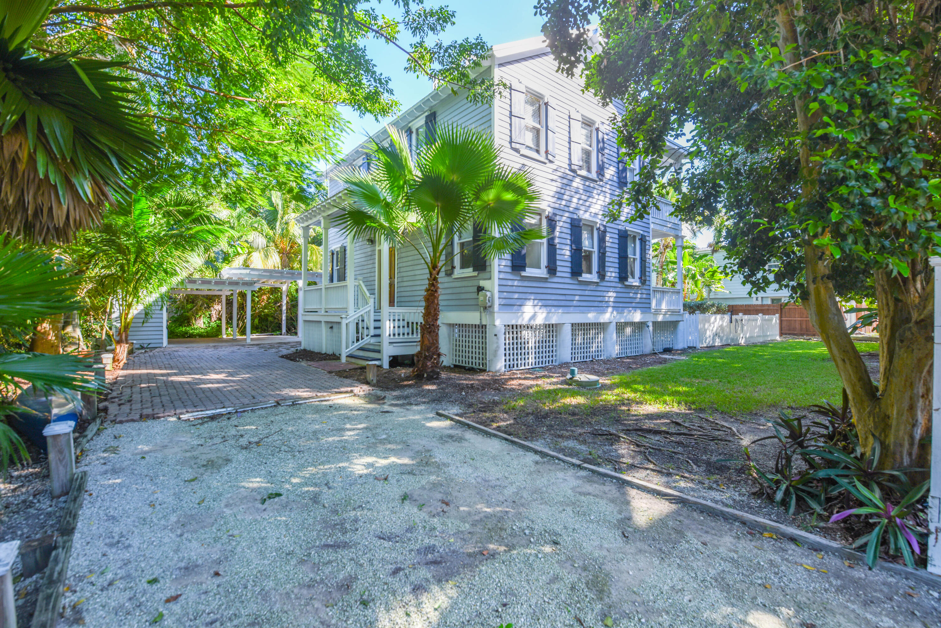 19611 Tequesta Street