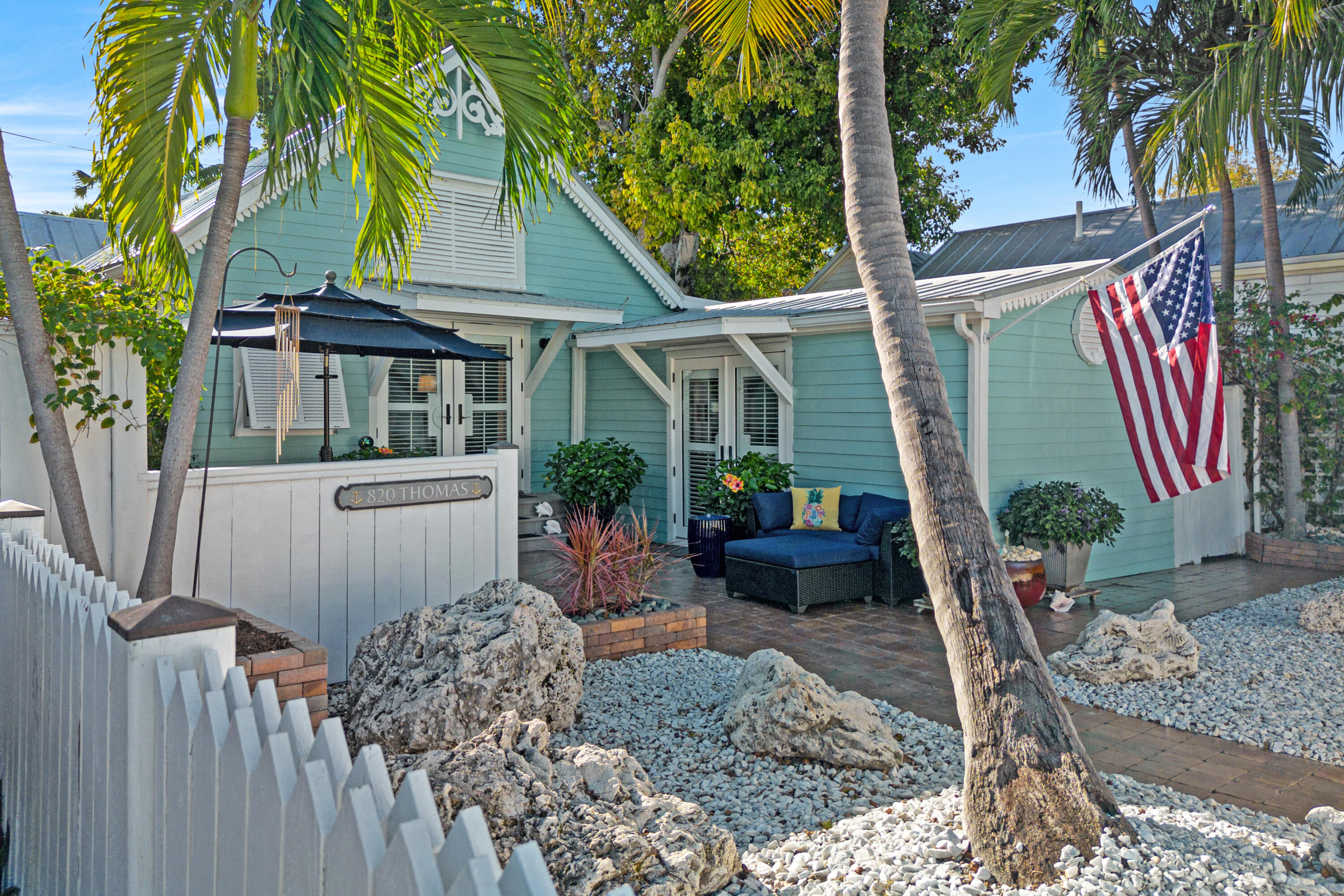 822 Thomas Street