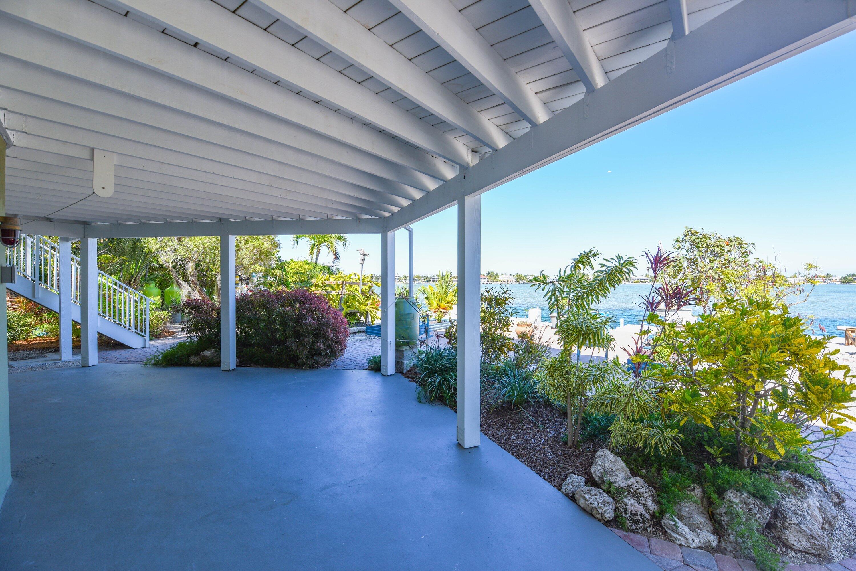 345 South Point Drive