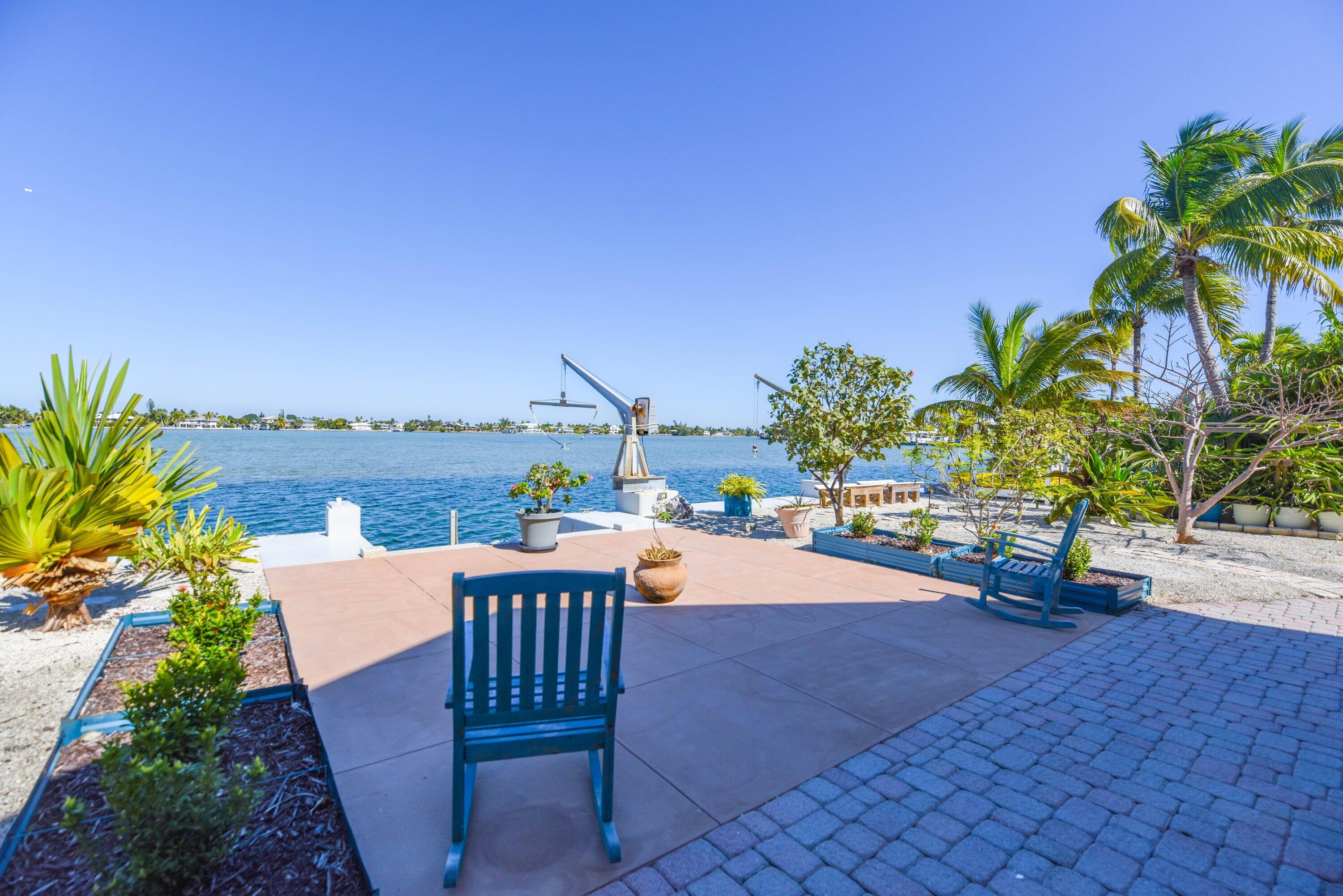 345 South Point Drive