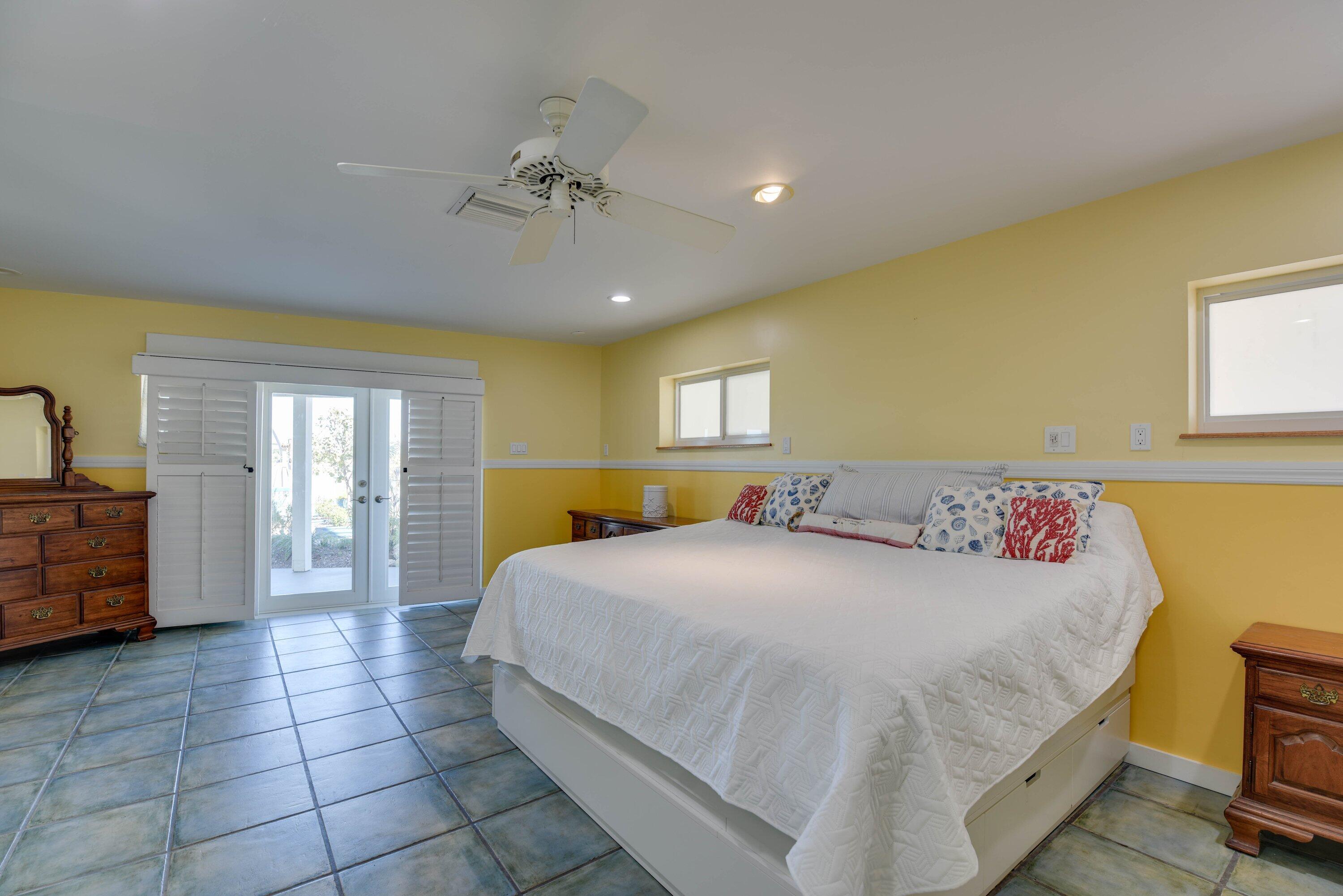 345 South Point Drive